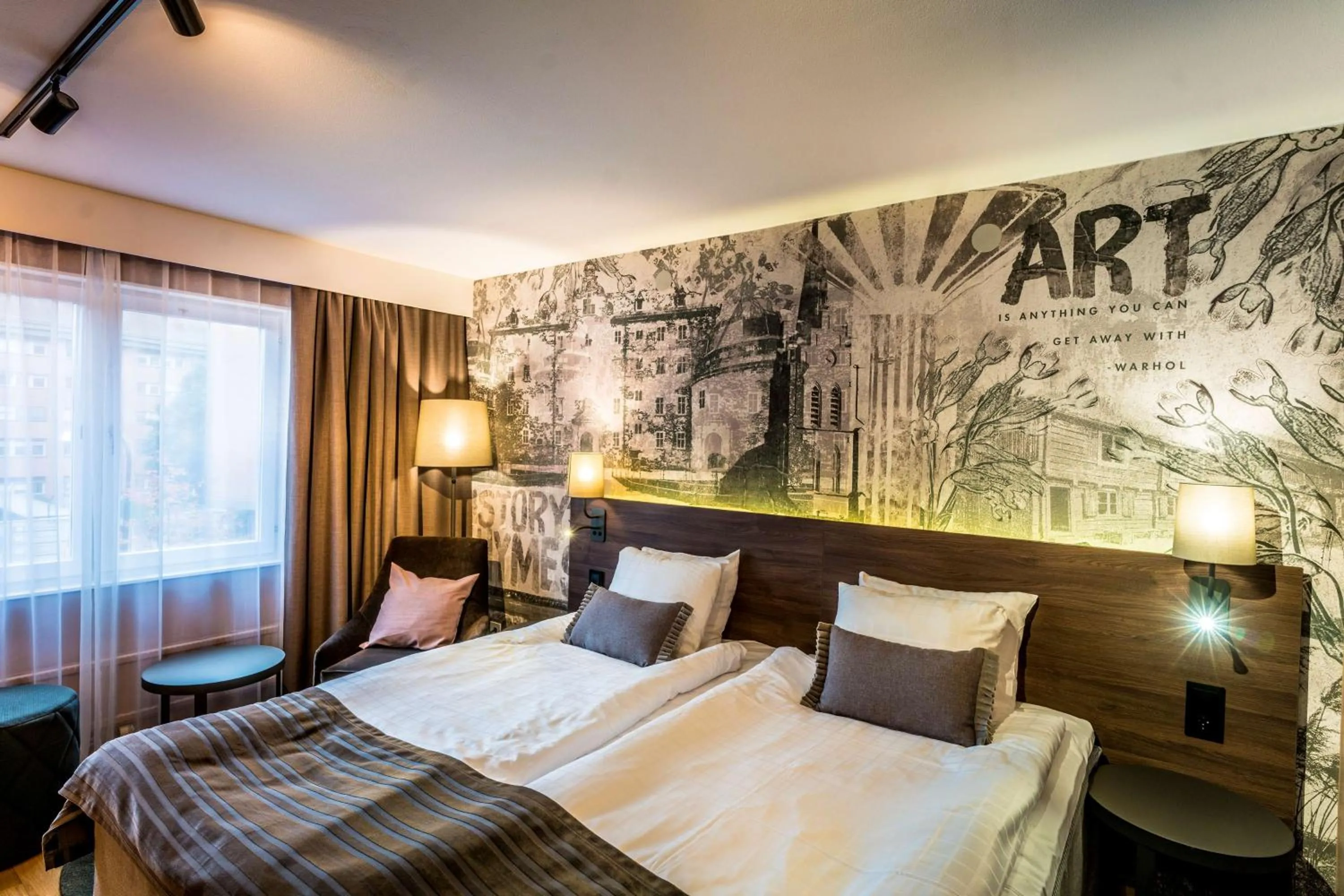 Bedroom, Bed in Scandic Grand Hotel