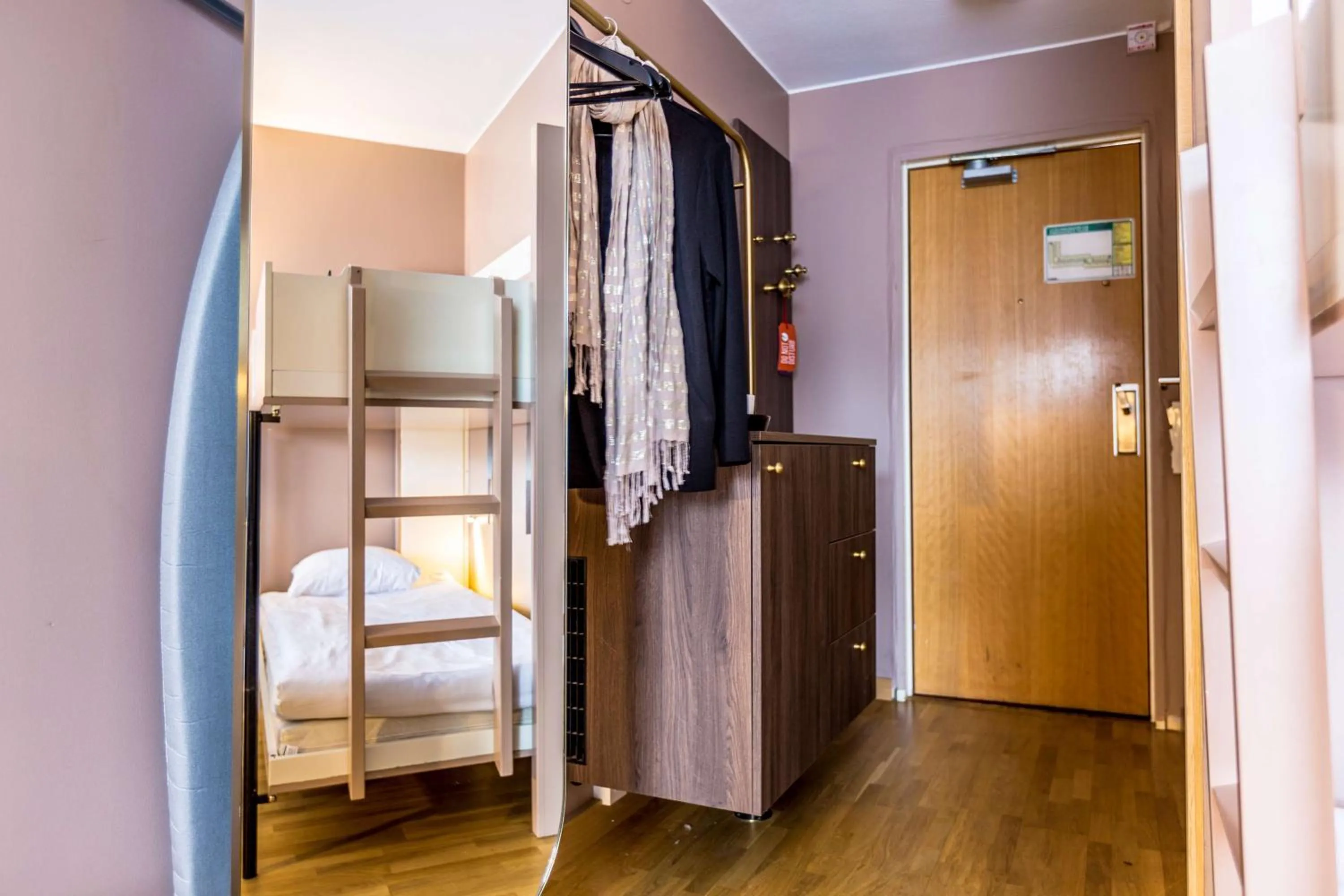 Bedroom, Bed in Scandic Grand Hotel