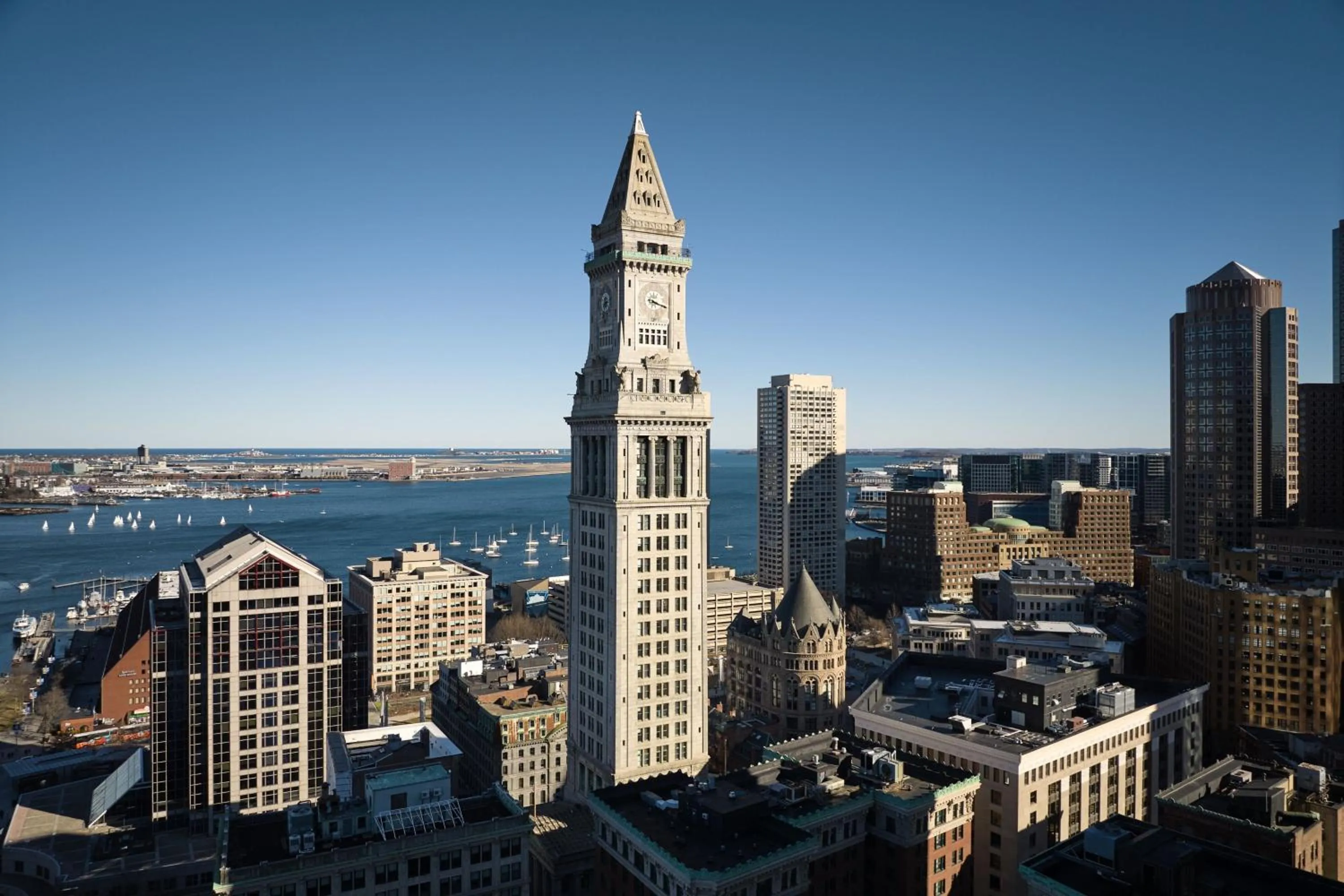 Property building in Marriott Vacation Club® at Custom House, Boston  