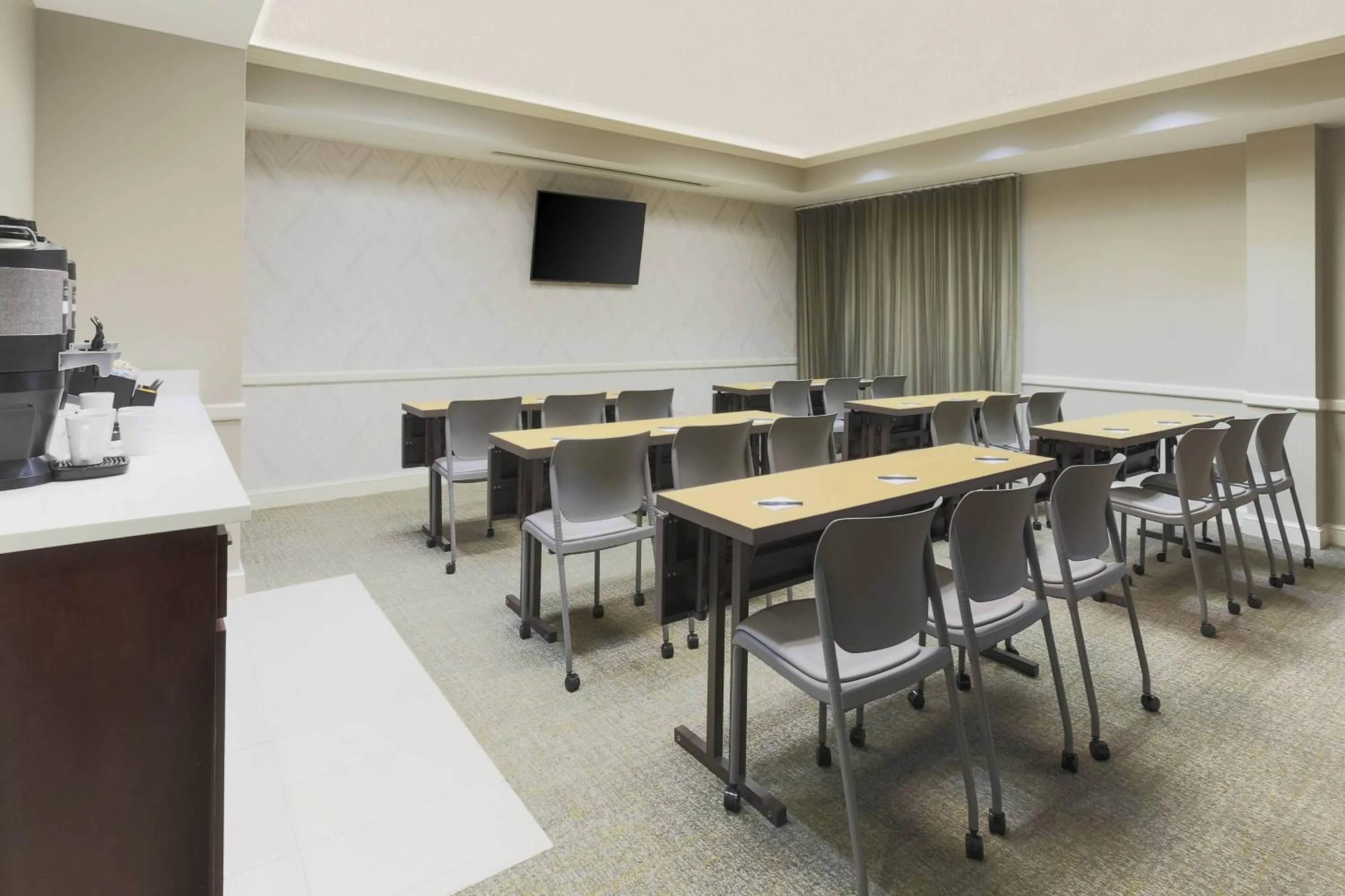 Meeting/conference room in SpringHill Suites by Marriott Austin Parmer/Tech Ridge