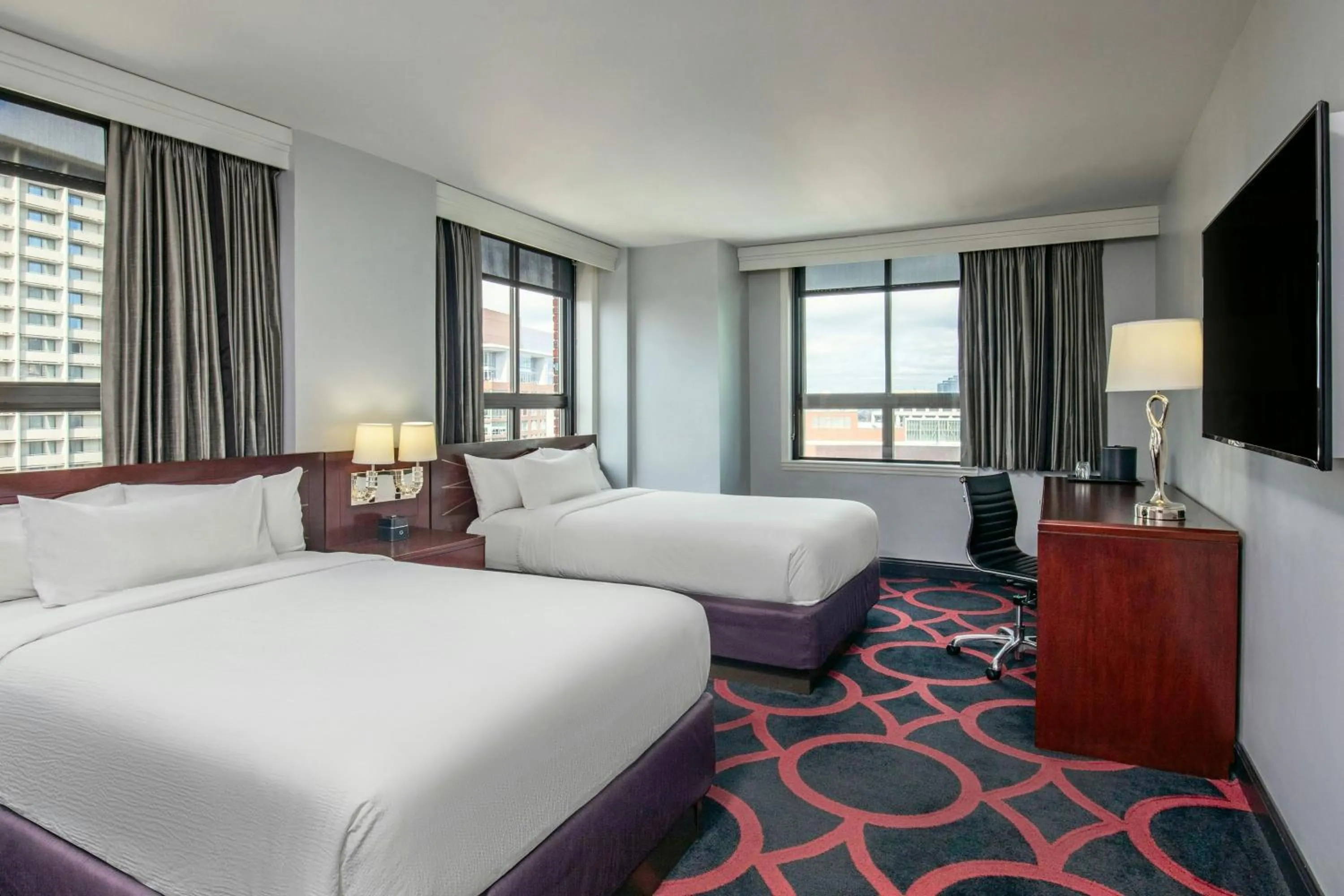 Photo of the whole room, Bed in Courtyard by Marriott Boston Downtown