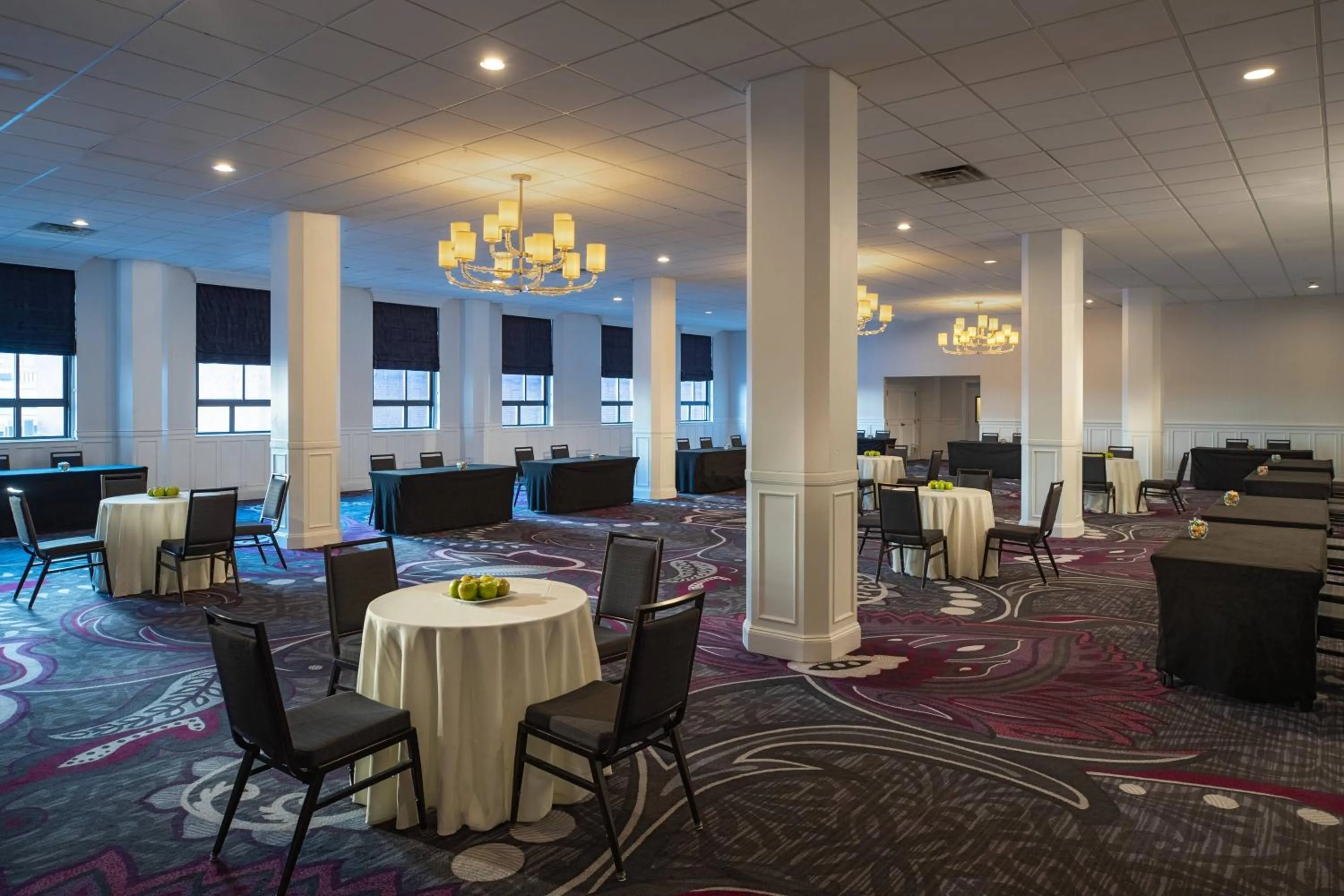 Meeting/conference room in Courtyard by Marriott Boston Downtown