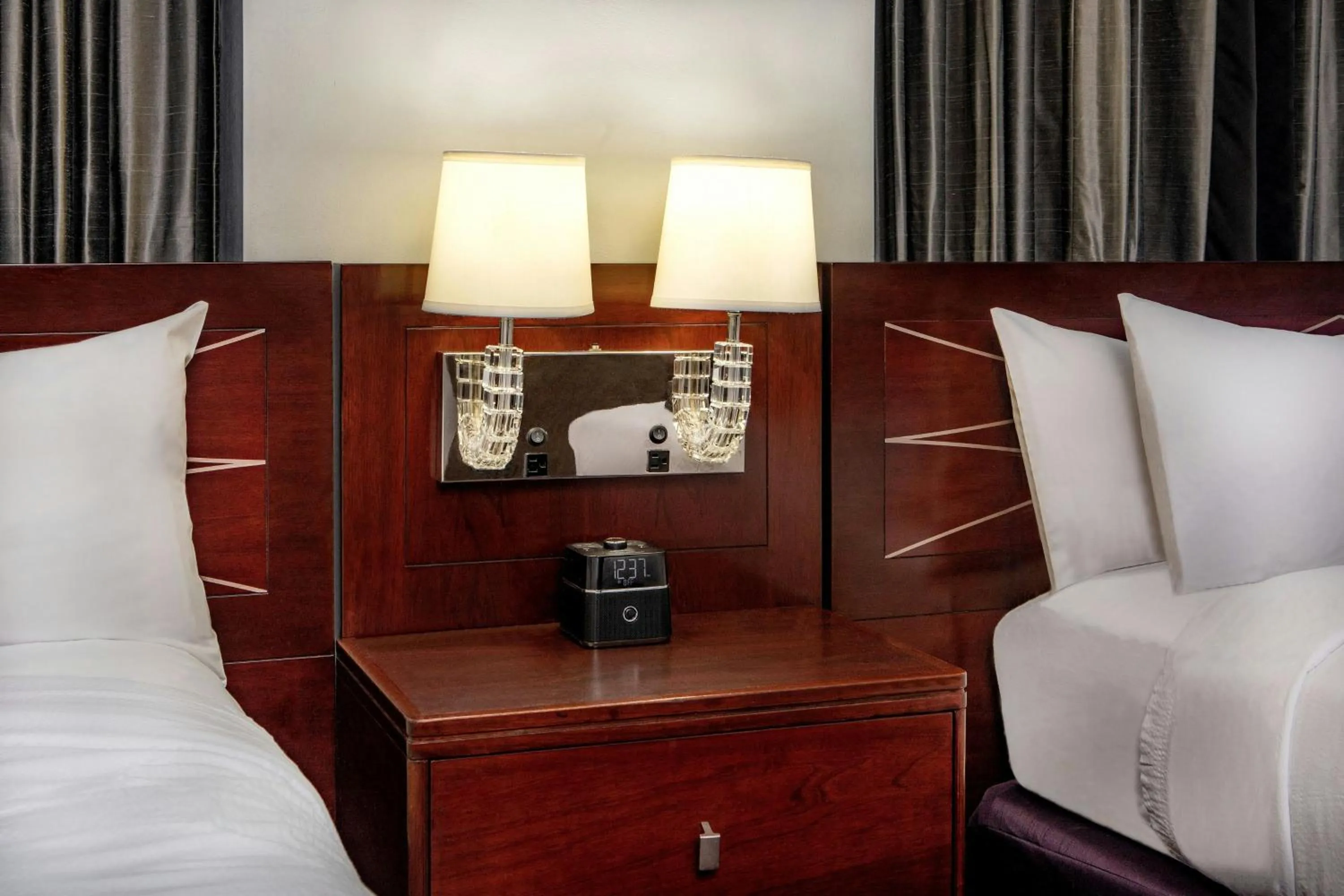 Photo of the whole room in Courtyard by Marriott Boston Downtown