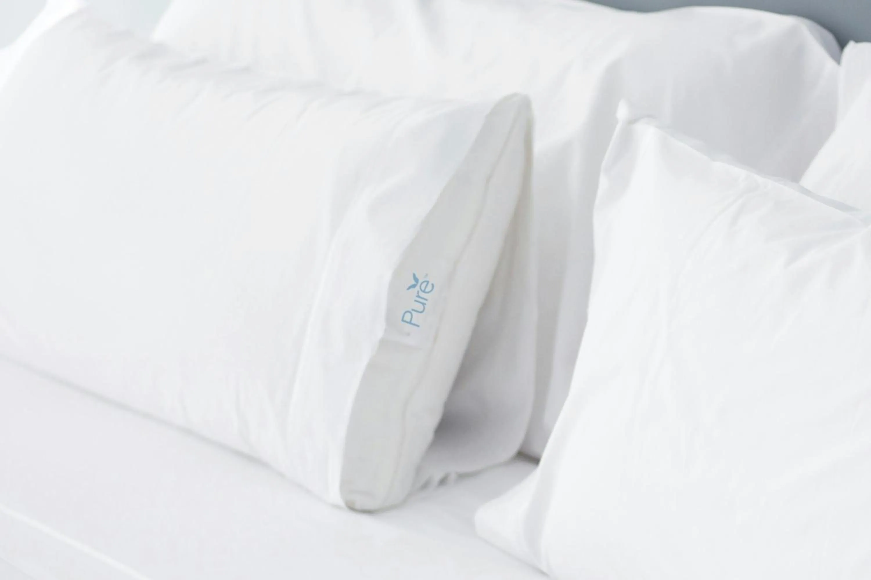 Photo of the whole room, Bed in Courtyard by Marriott Boston Downtown