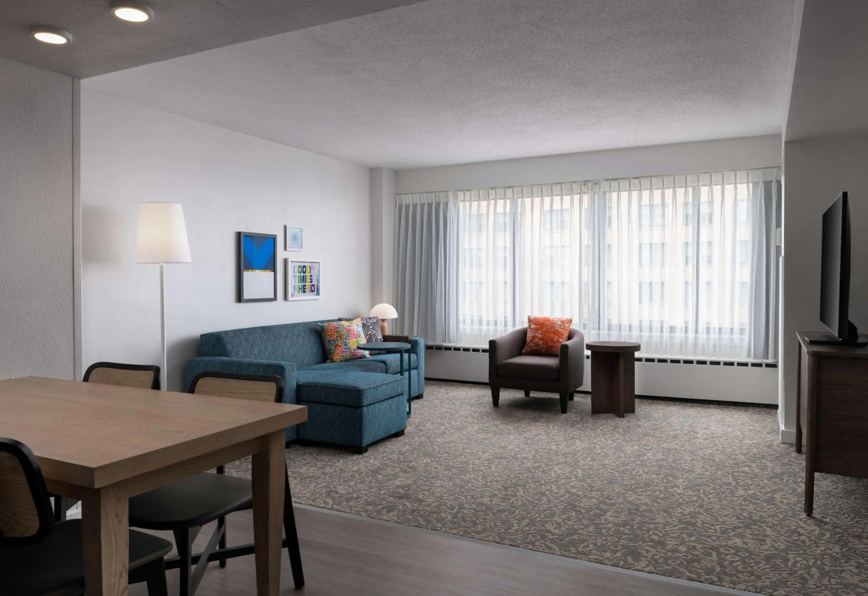 Living room in Sonesta ES Suites Chicago Downtown Magnificent Mile Medical