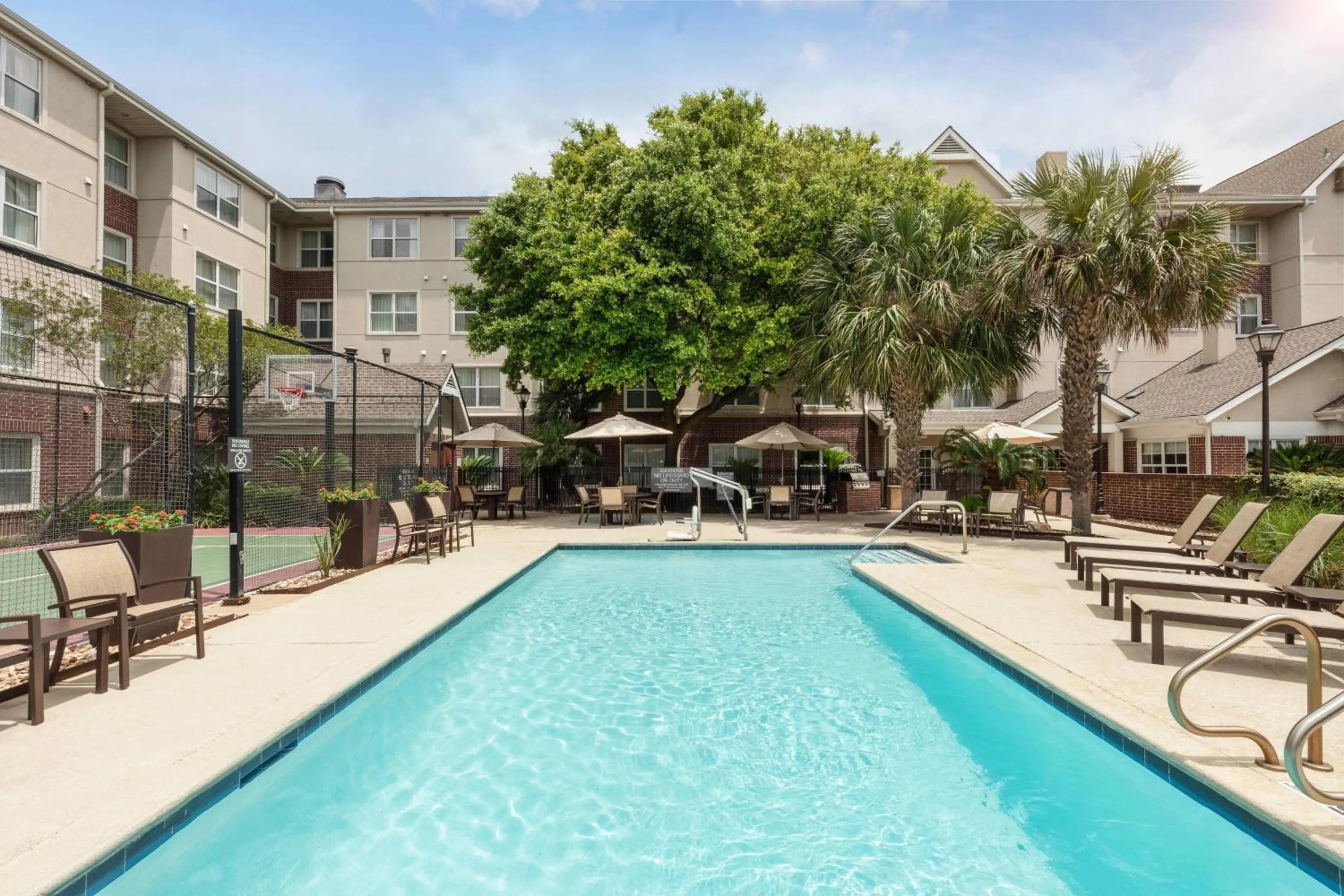 Swimming pool in Residence Inn by Marriott Austin Parmer/Tech Ridge