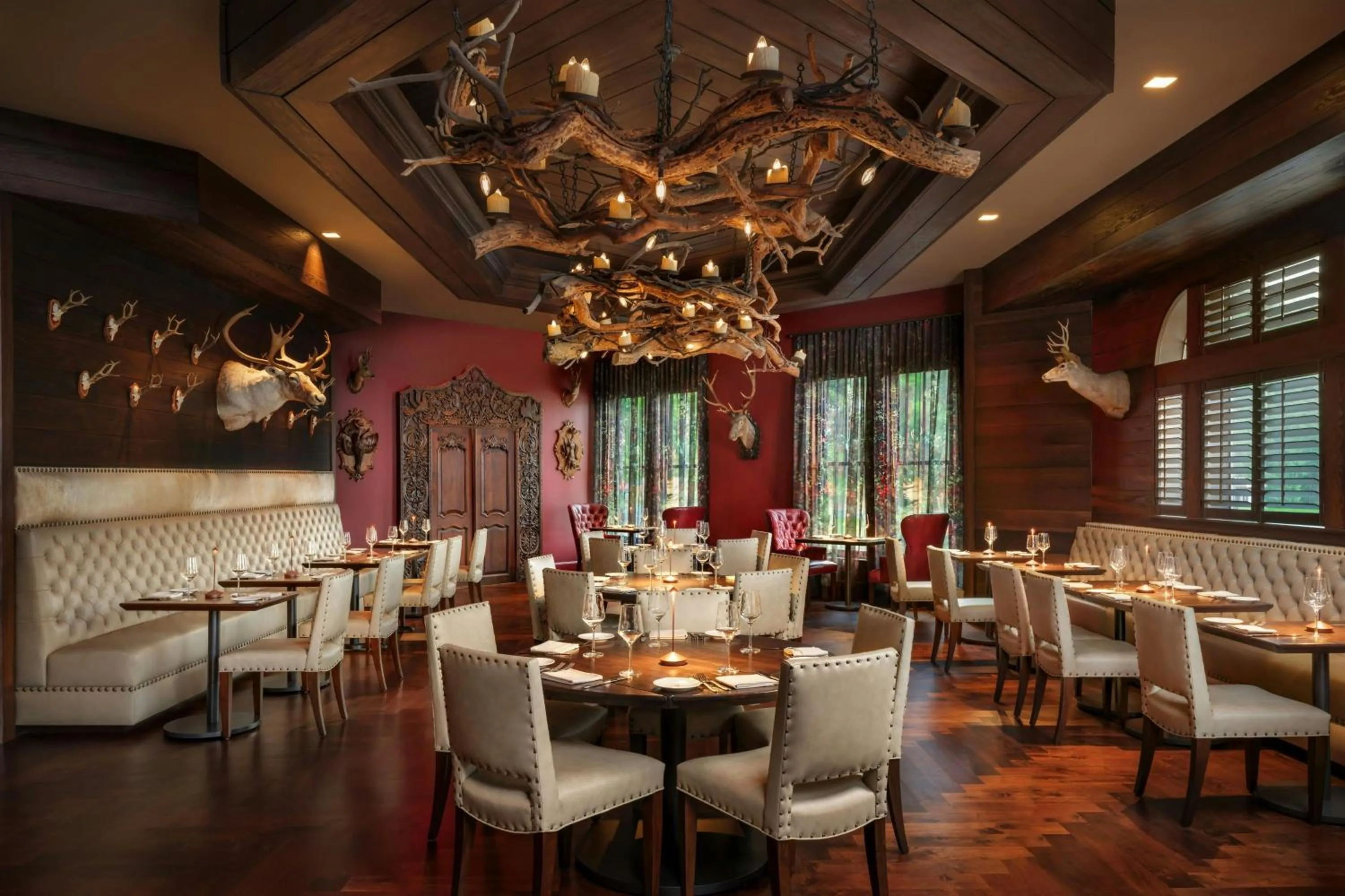 Restaurant/places to eat in Grand Bohemian Lodge Asheville, Autograph Collection