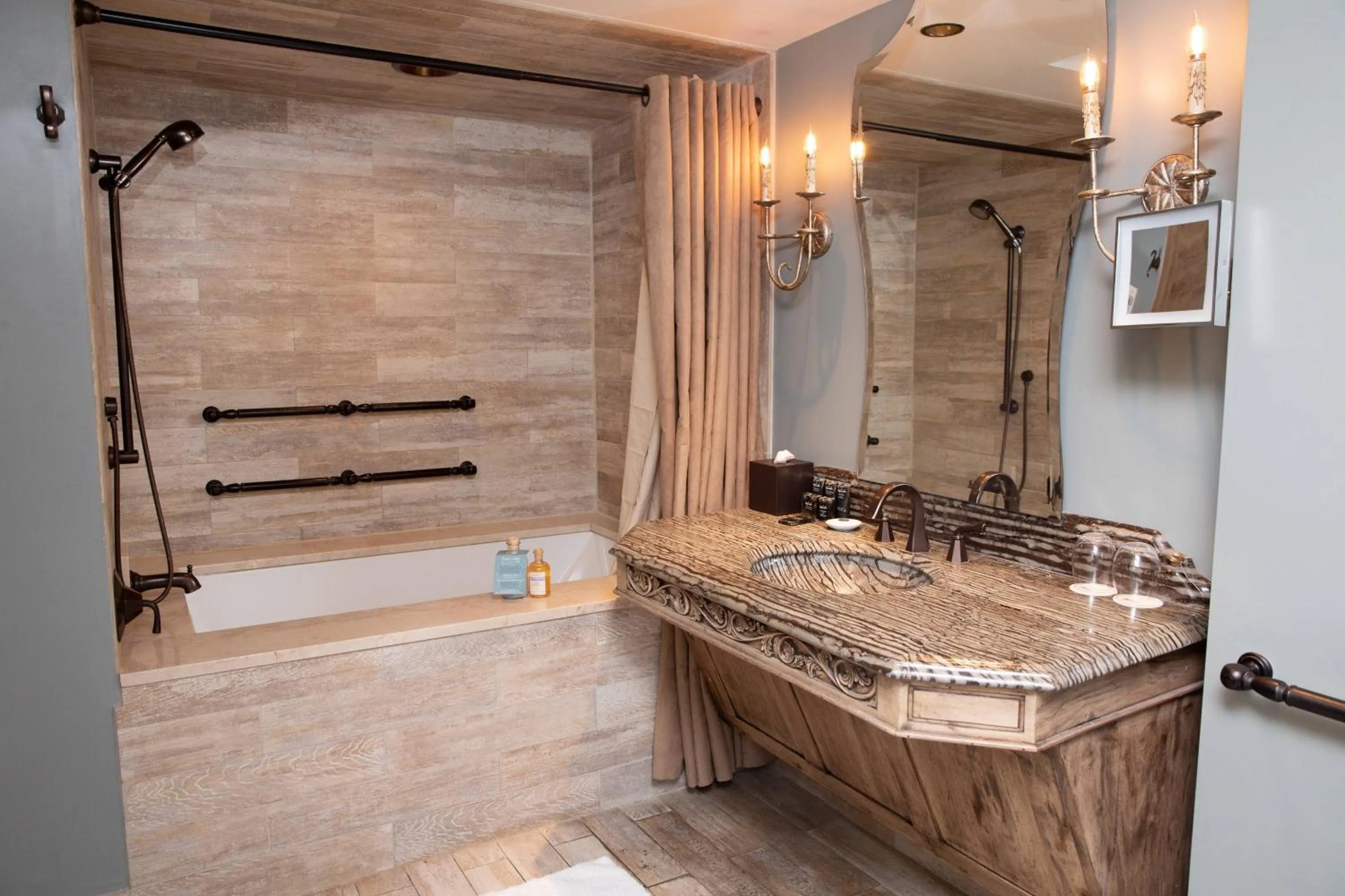 Bathroom in Grand Bohemian Lodge Asheville, Autograph Collection