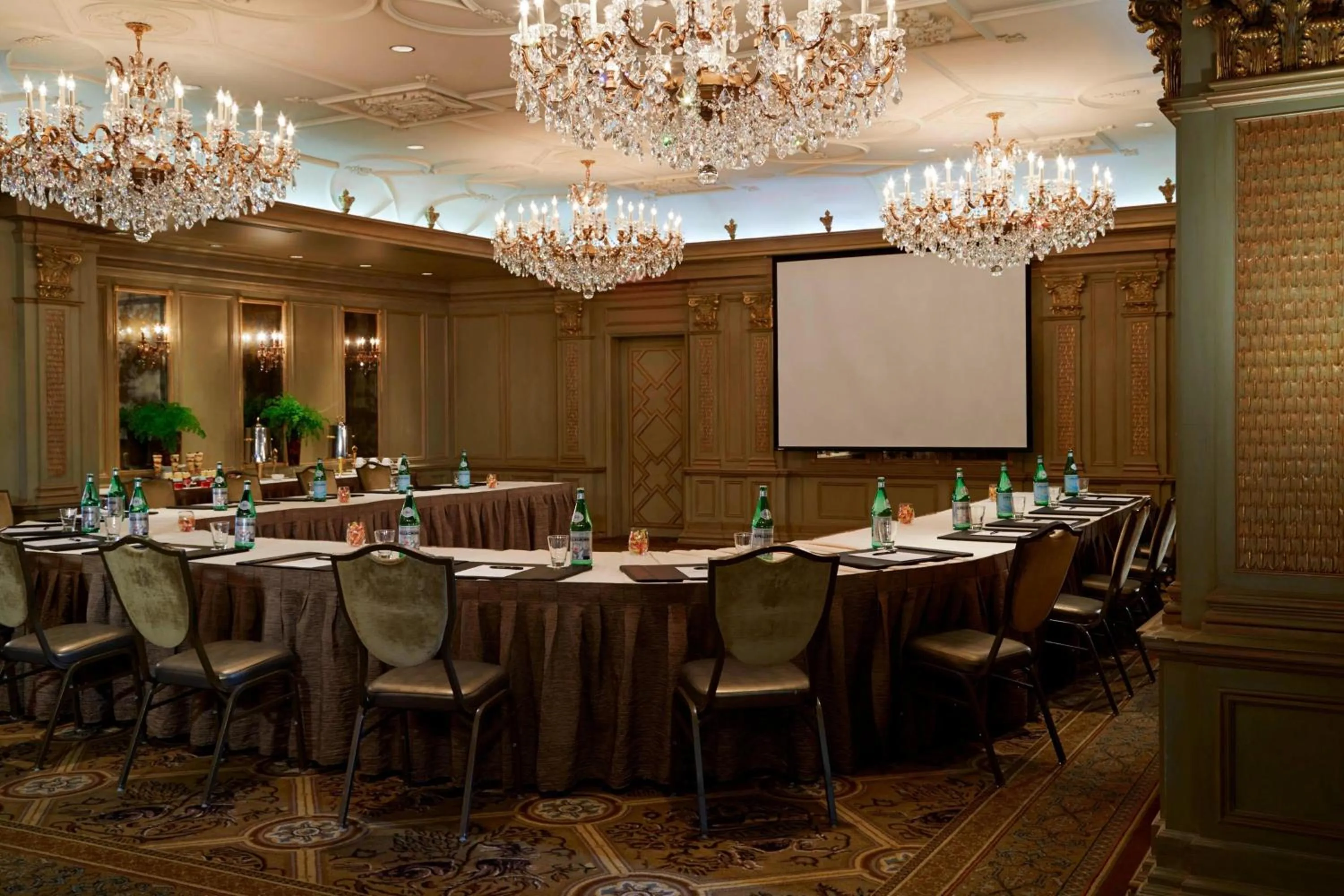 Meeting/conference room in Grand Bohemian Lodge Asheville, Autograph Collection