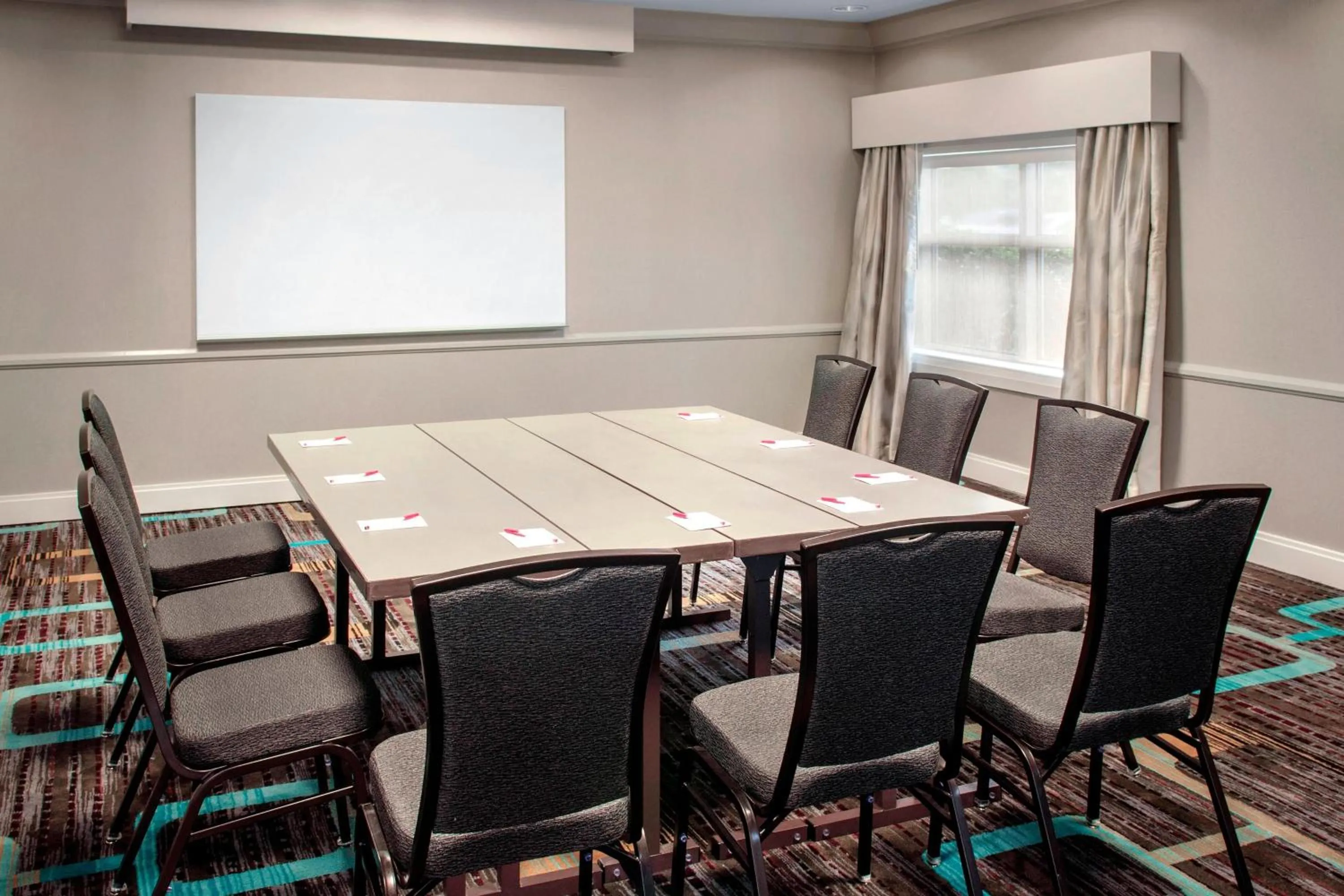 Meeting/conference room in Residence Inn by Marriott Newark Elizabeth/Liberty International Airport