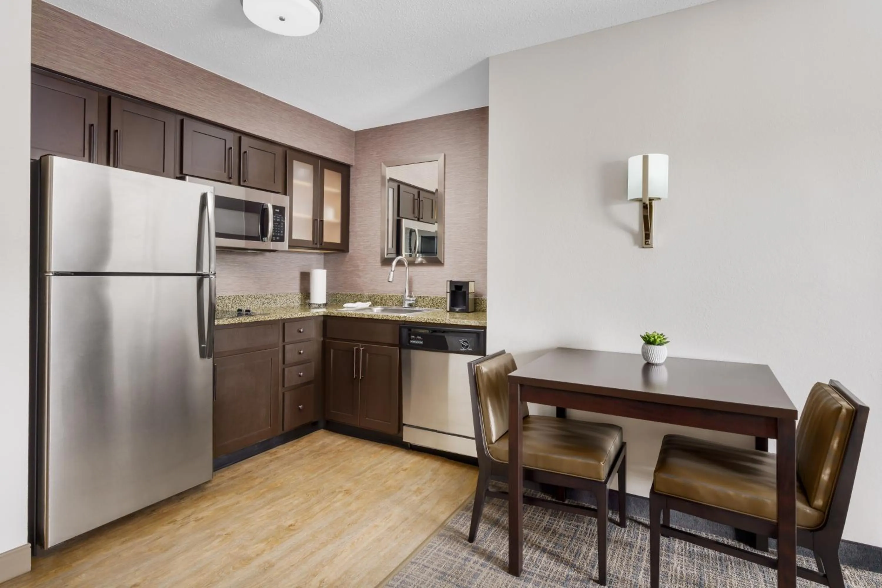 kitchen in Residence Inn Boston Franklin