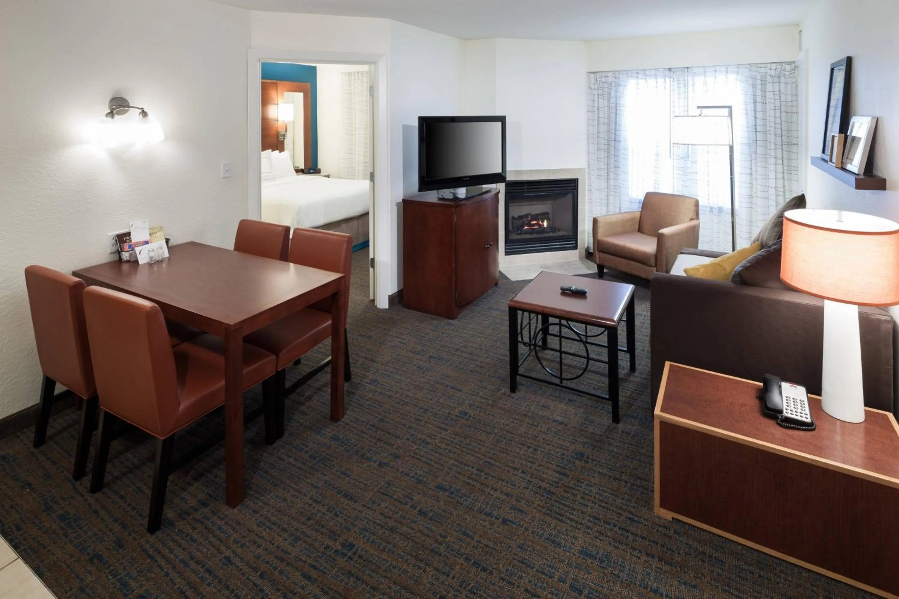 Living room in Residence Inn Boston Marlborough