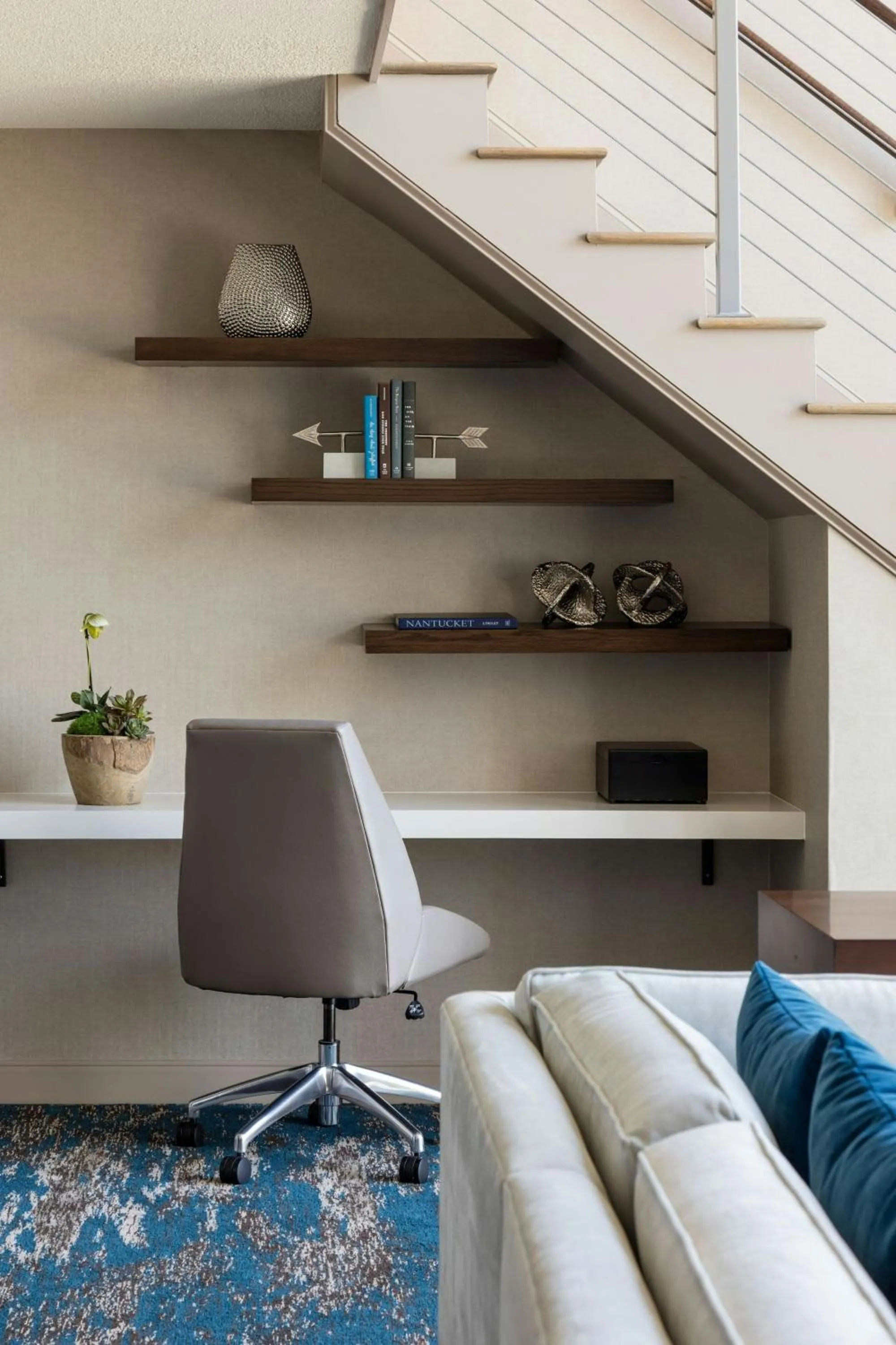 Bedroom in Boston Marriott Newton