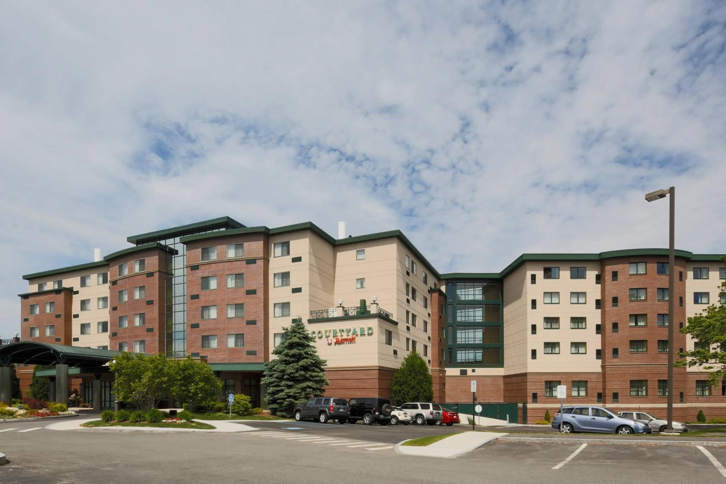 Property building in Courtyard by Marriott Boston Waltham