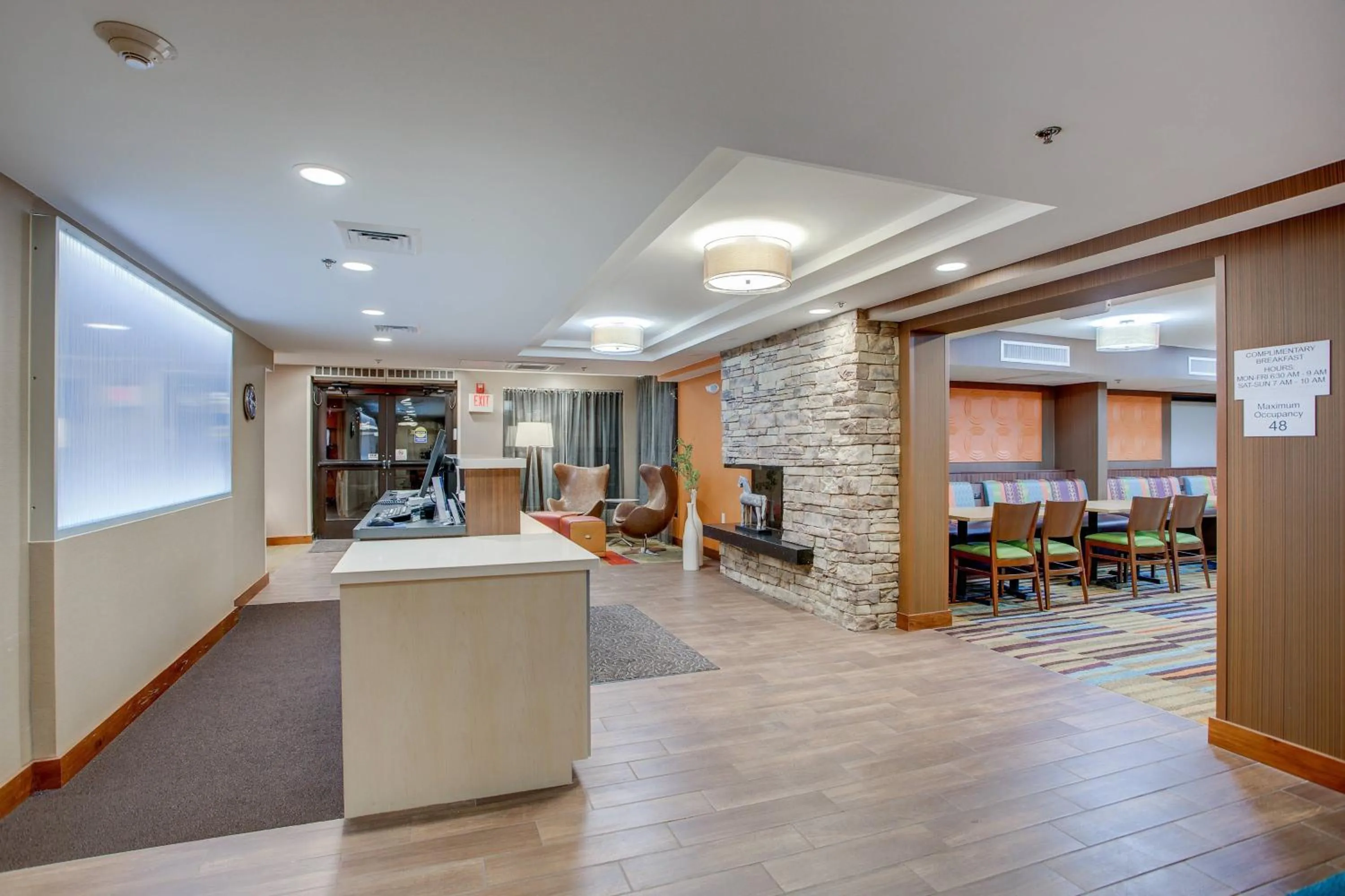 Lobby or reception in Fairfield Inn by Marriott Burlington Williston