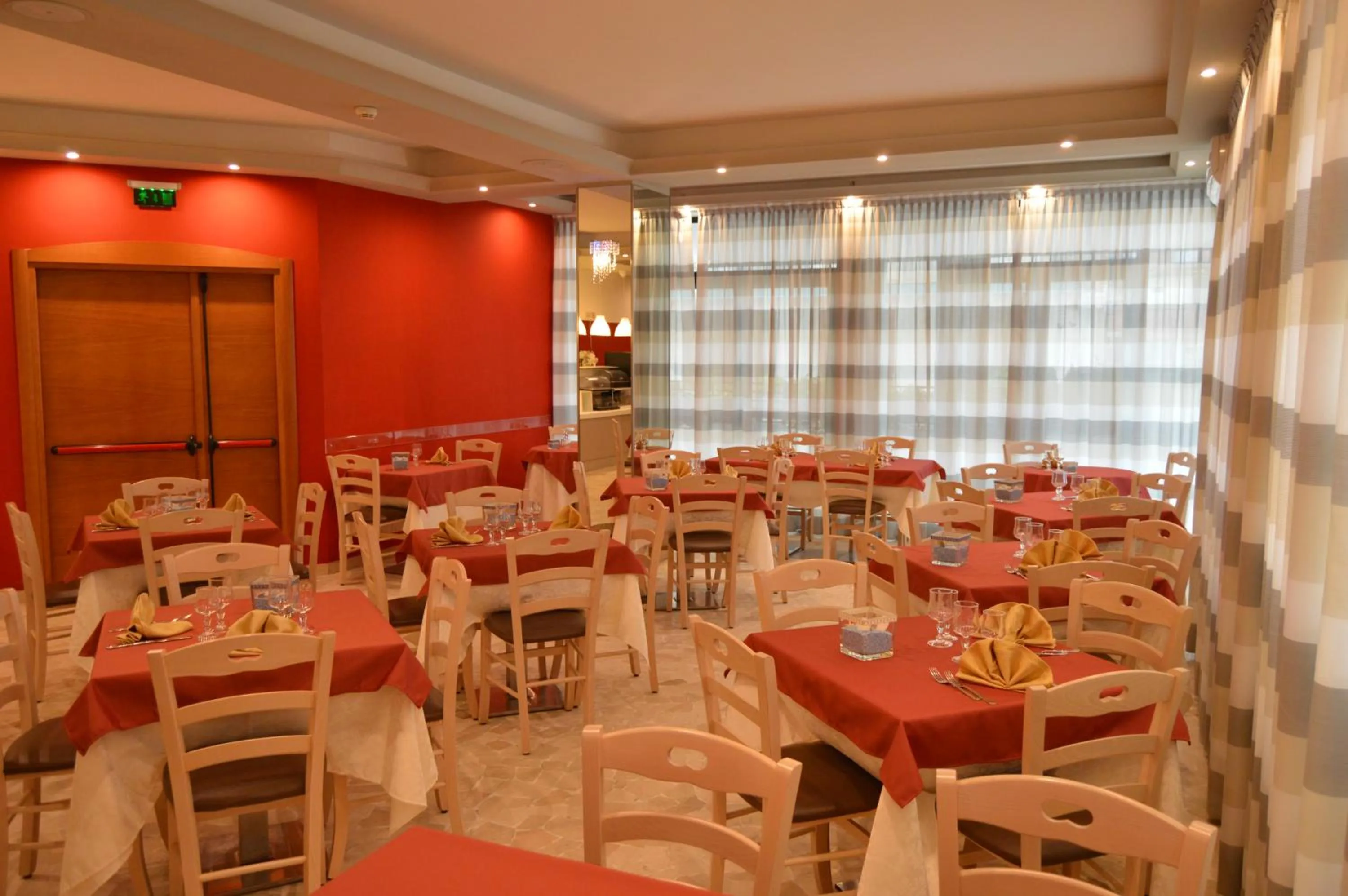 Restaurant/places to eat in Hotel Dear Rimini