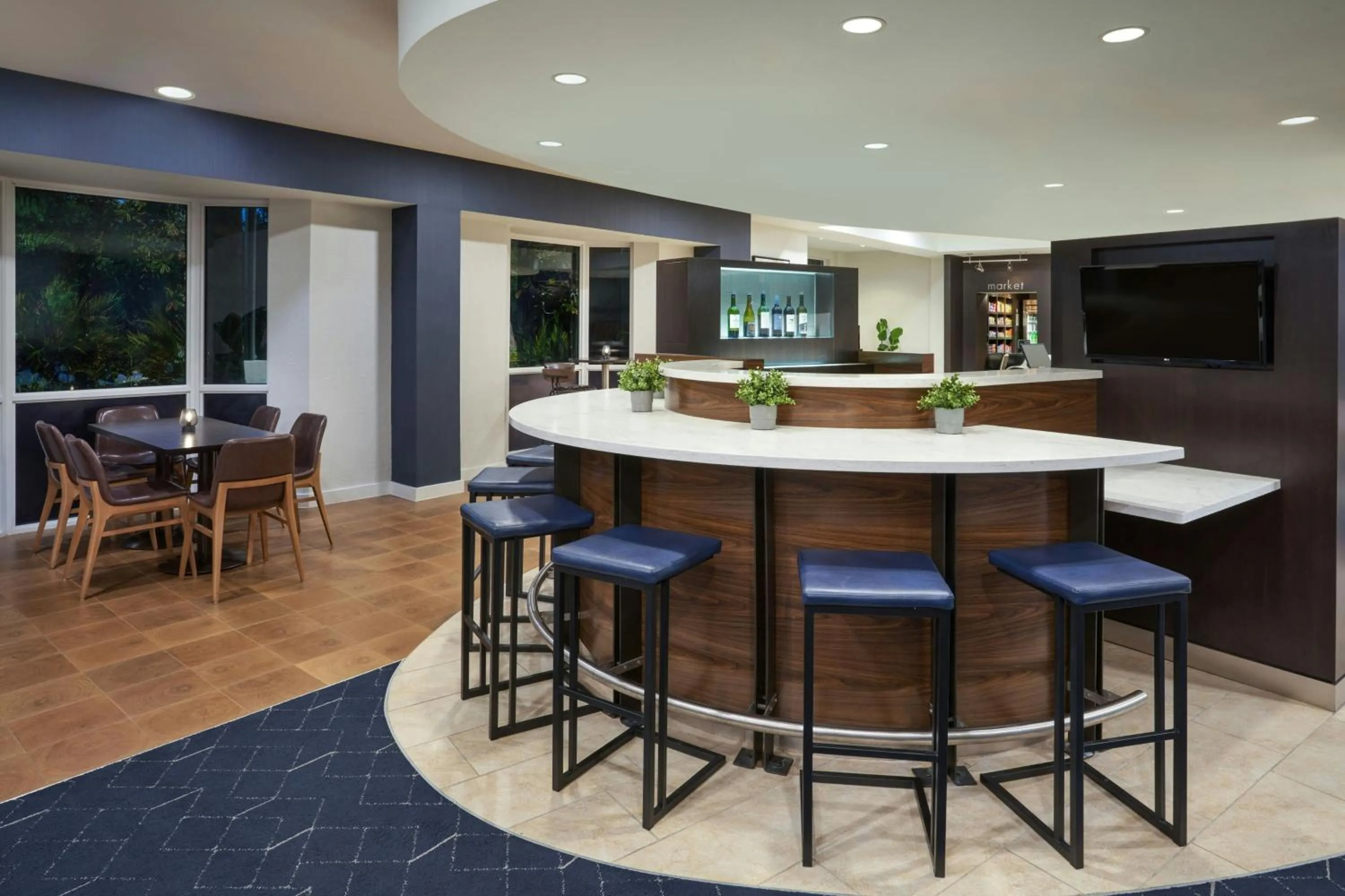 Lounge or bar in Courtyard by Marriott Fort Lauderdale Weston