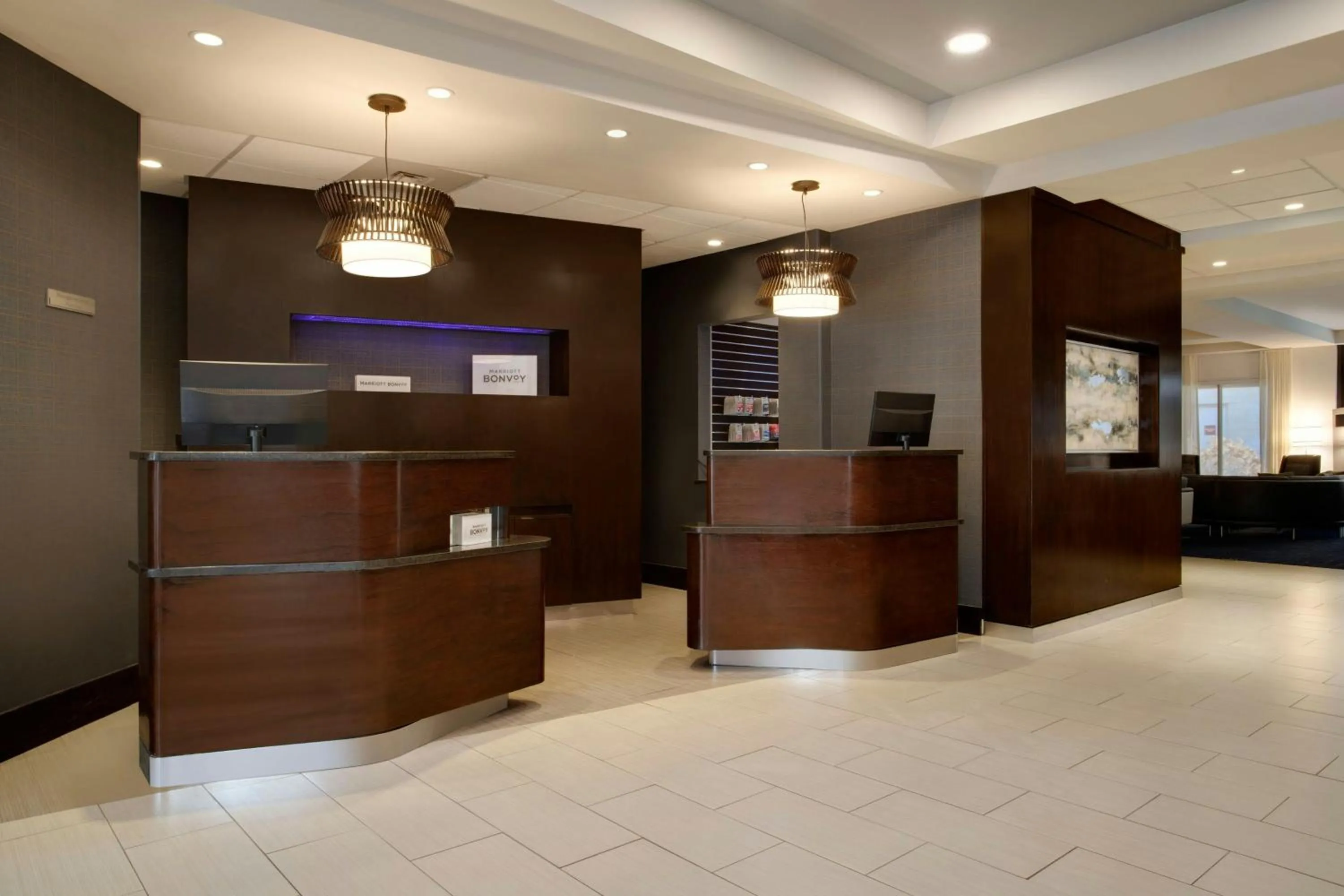 Lobby or reception in Courtyard Worcester