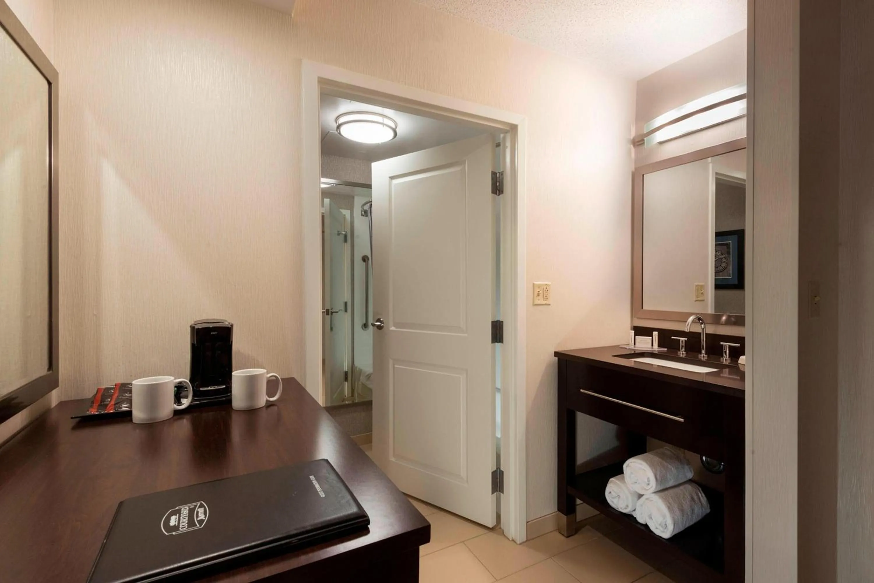 Bathroom in Courtyard Worcester