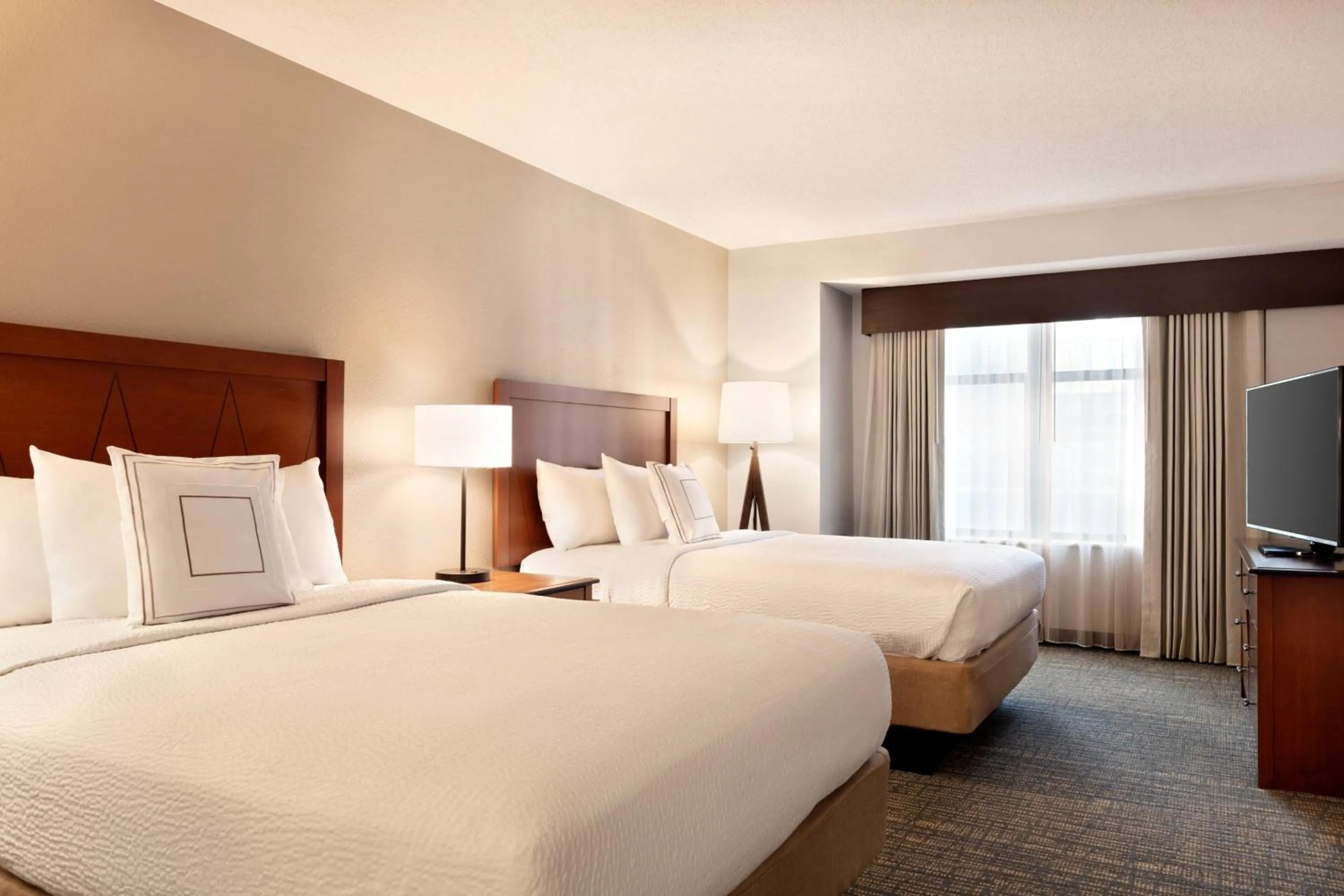 Bedroom, Bed in Residence Inn by Marriott Baltimore Downtown/ Inner Harbor