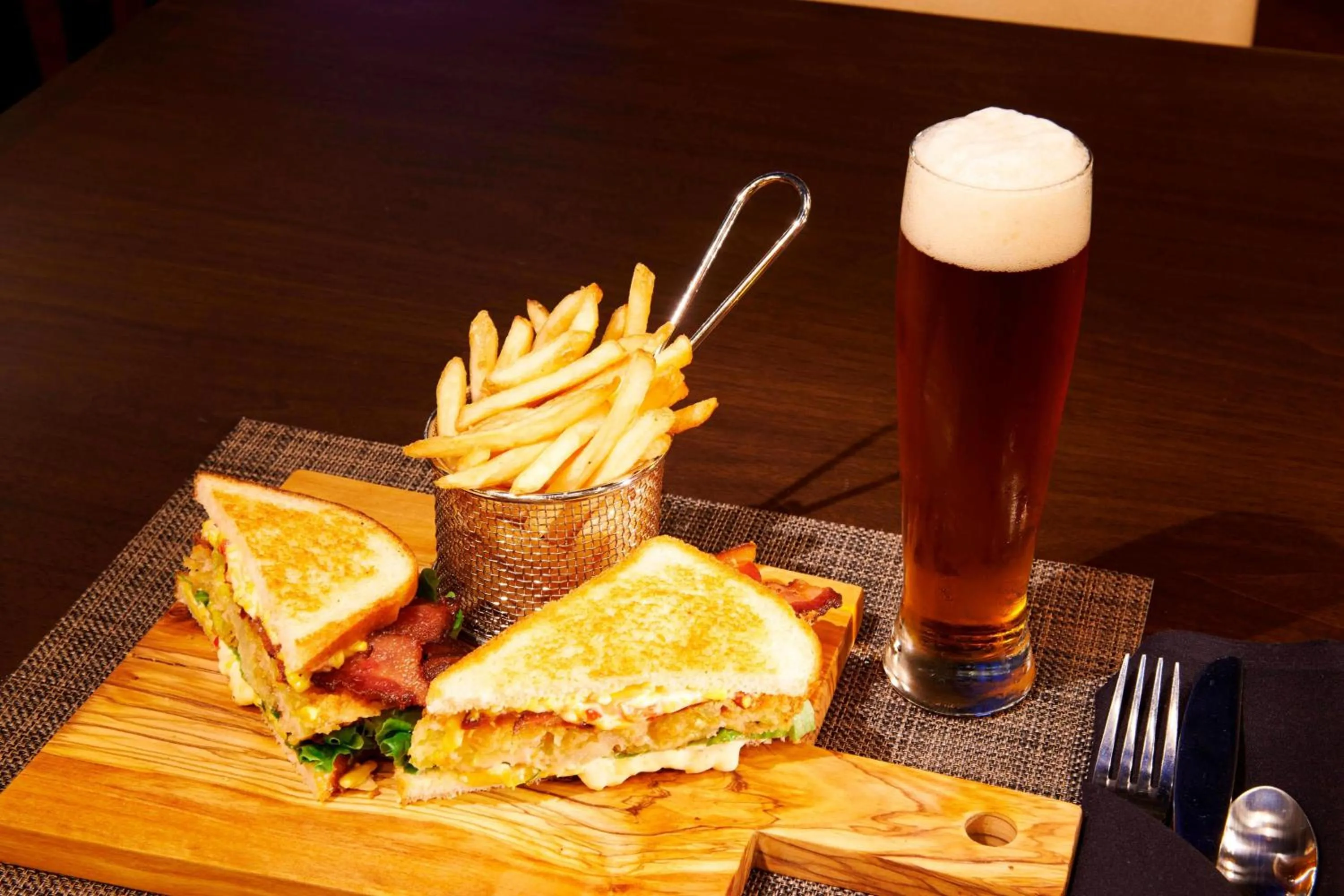 Restaurant/places to eat in Marriott Columbia