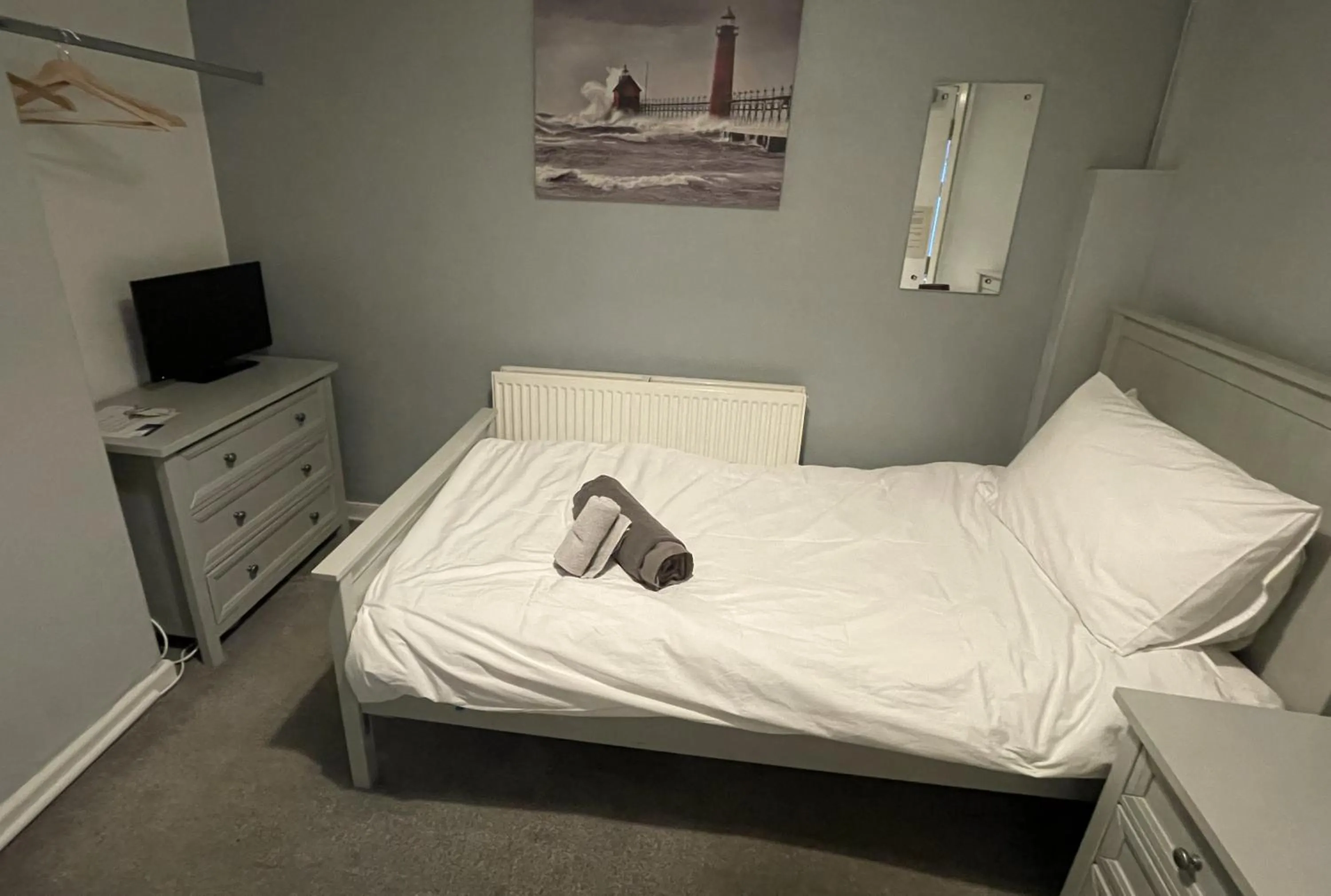 Bed in Admiral Blake Guesthouse