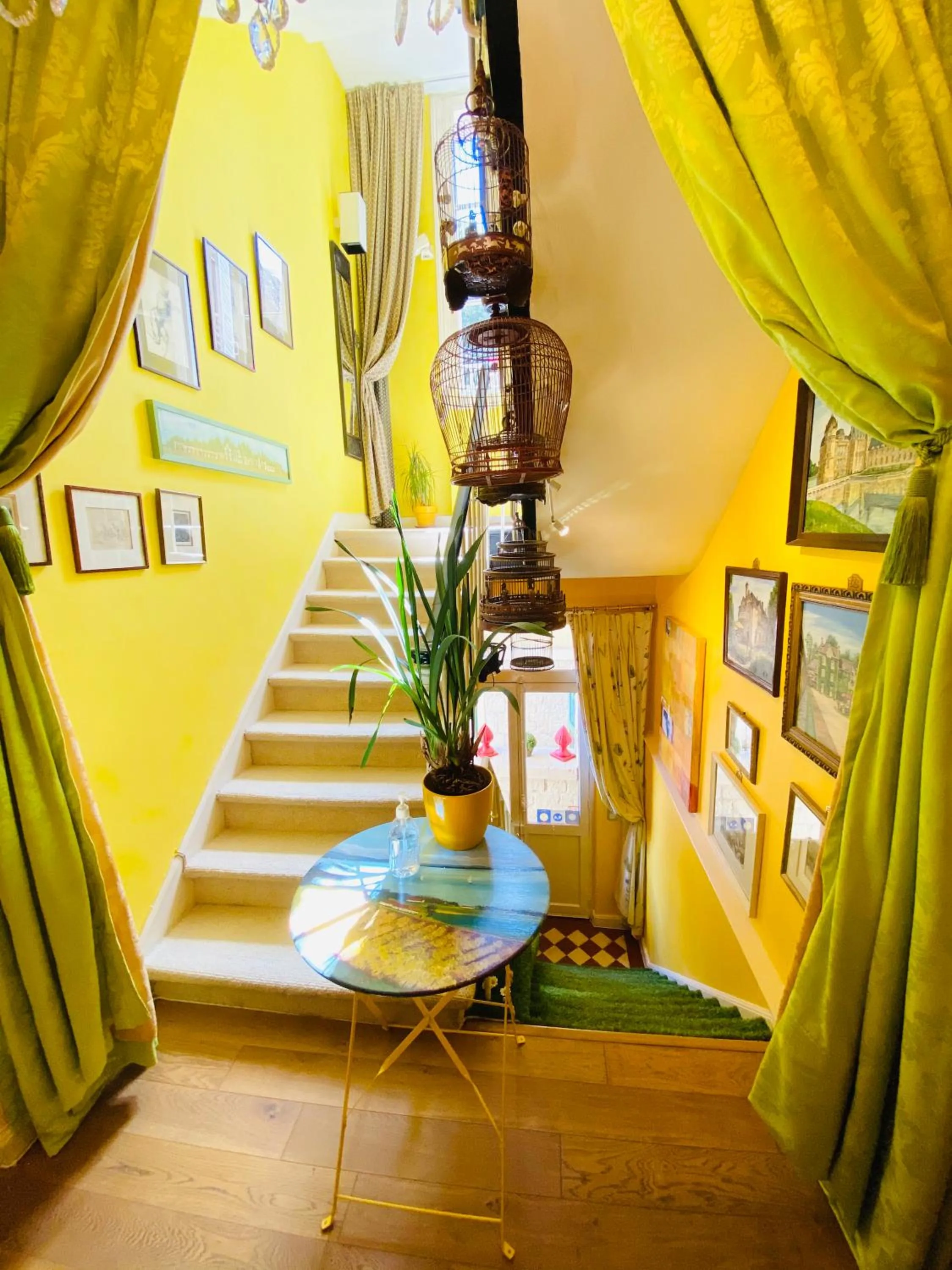 Lobby or reception in Manoir des Cavaliers - BnB