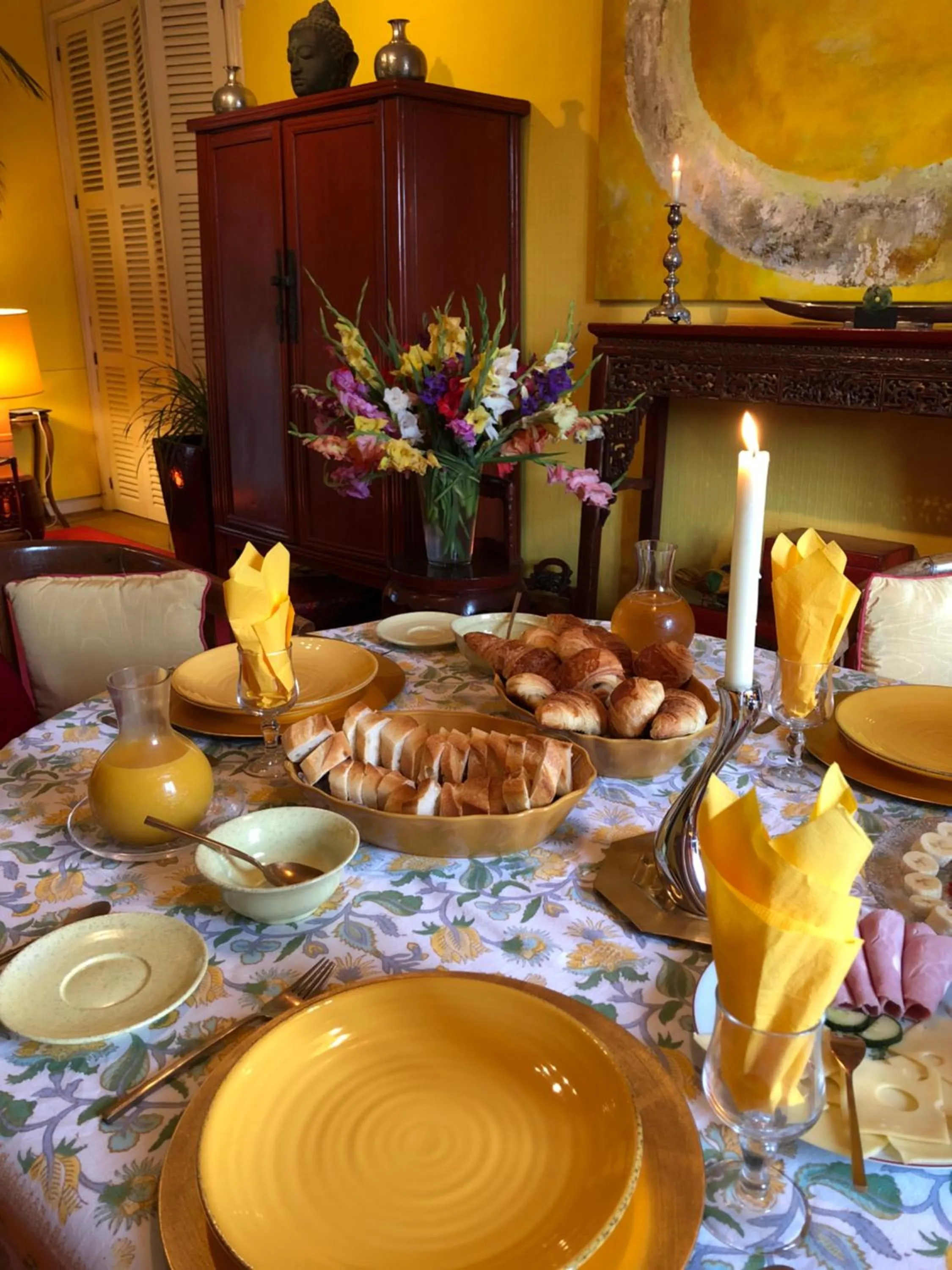 Breakfast in Manoir des Cavaliers - BnB