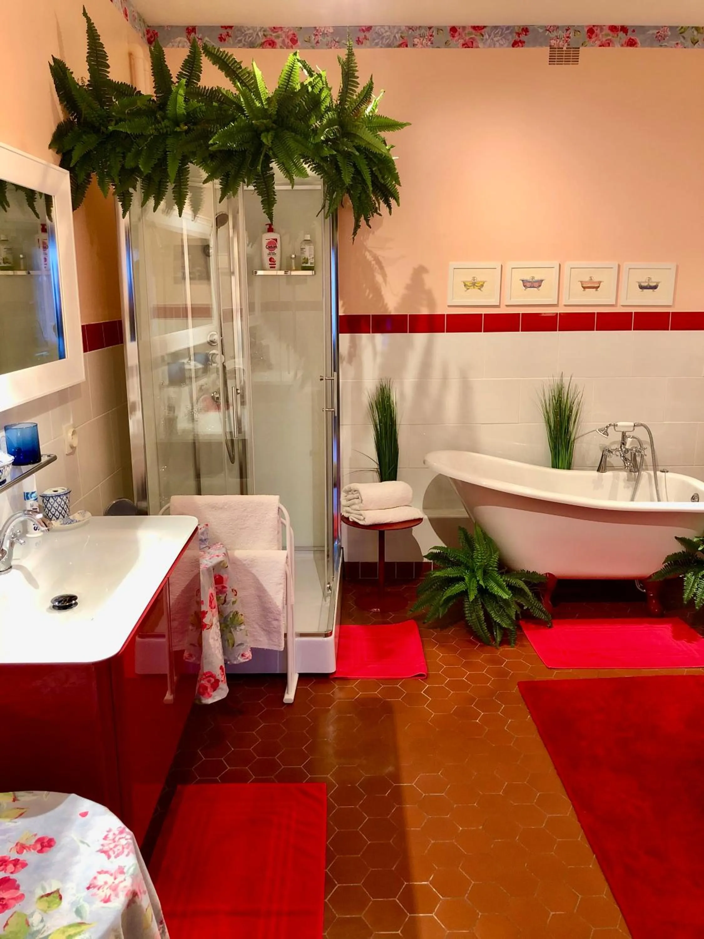 Bathroom in Manoir des Cavaliers - BnB