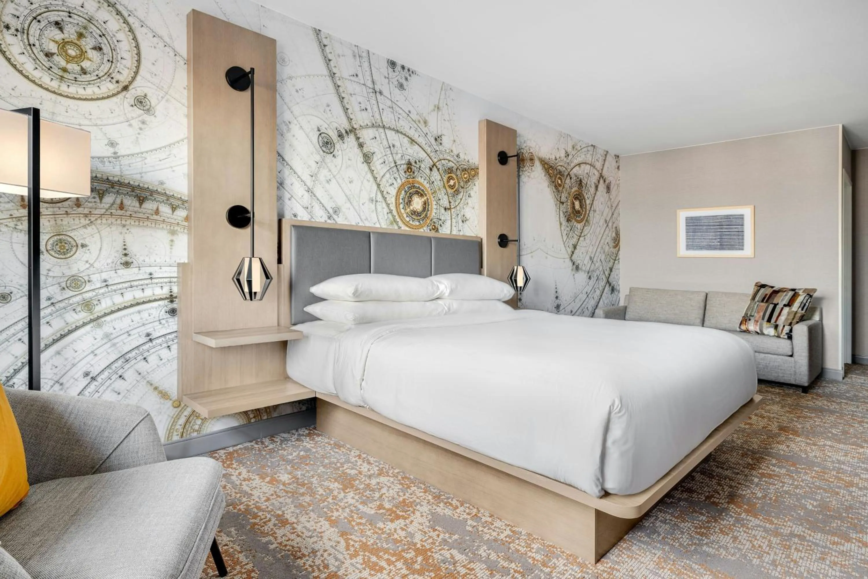 Photo of the whole room, Bed in Chicago Marriott Midway