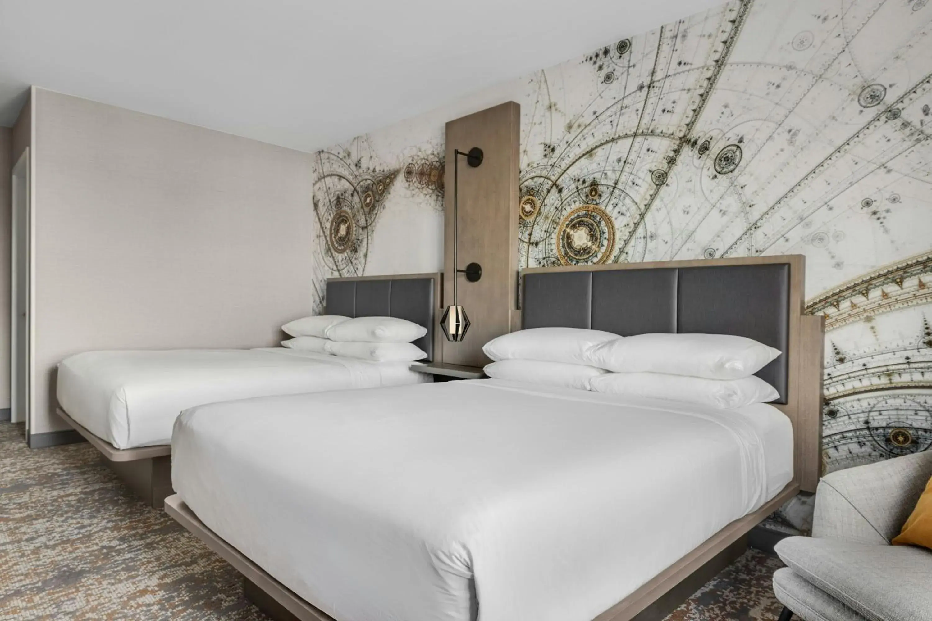 Concierge Level Queen Room with Two Queen Beds in Chicago Marriott Midway Concierge Level Queen Room with Two Queen Beds in Chicago Marriott Midway