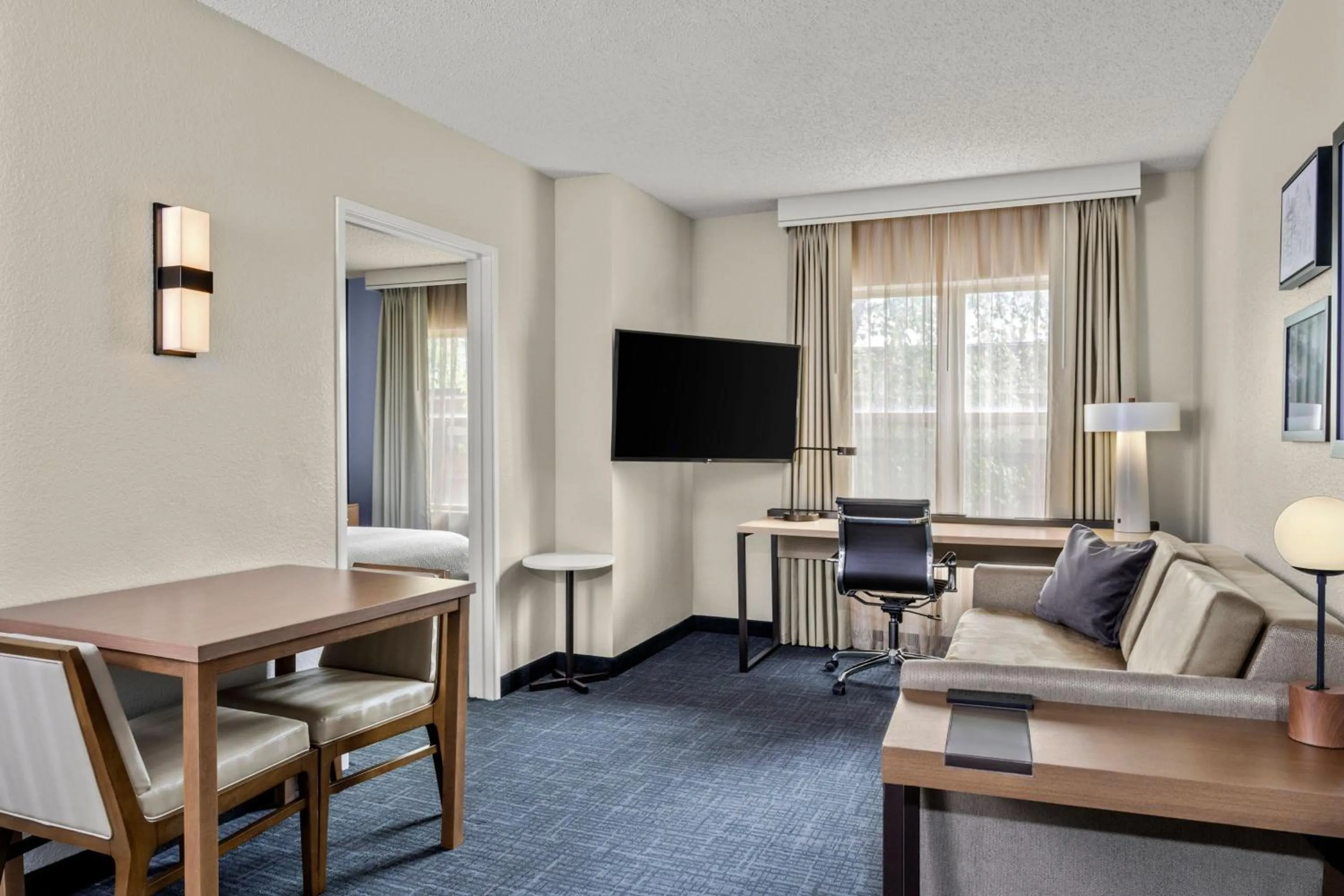Bedroom in Residence Inn by Marriott Chicago Naperville/Warrenville