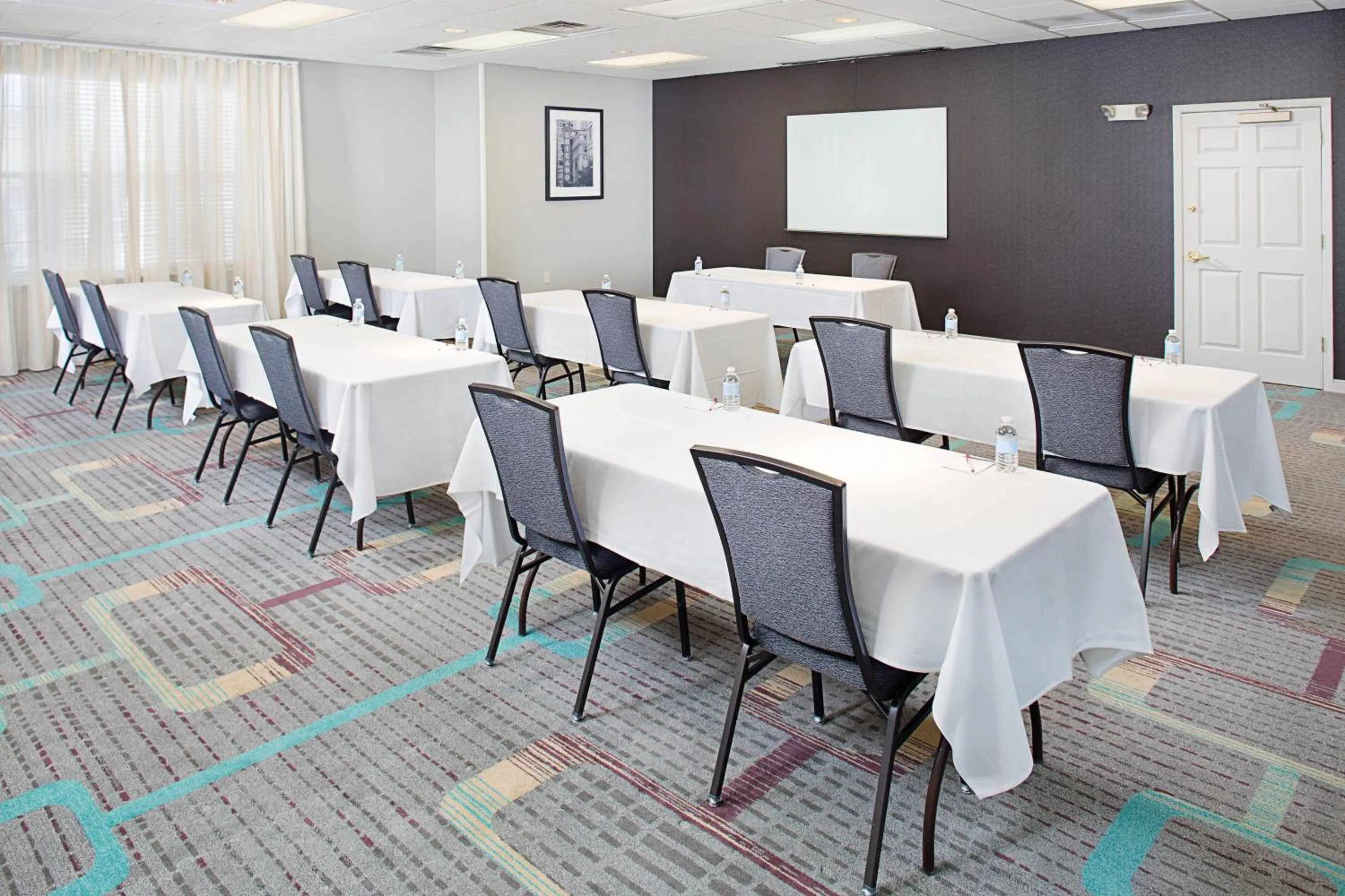 Meeting/conference room in Residence Inn Chicago O'Hare