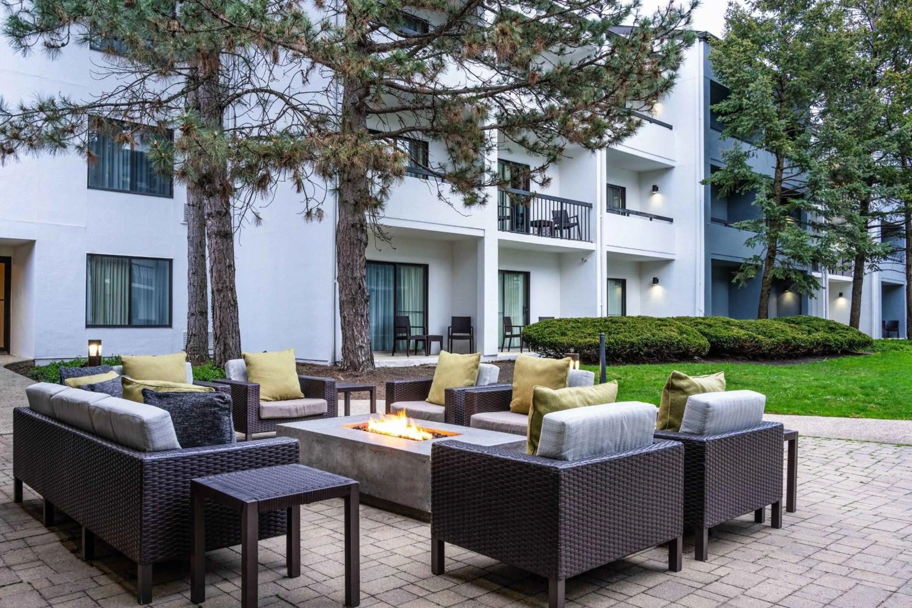 View (from property/room) in Courtyard Chicago Wood Dale / Itasca