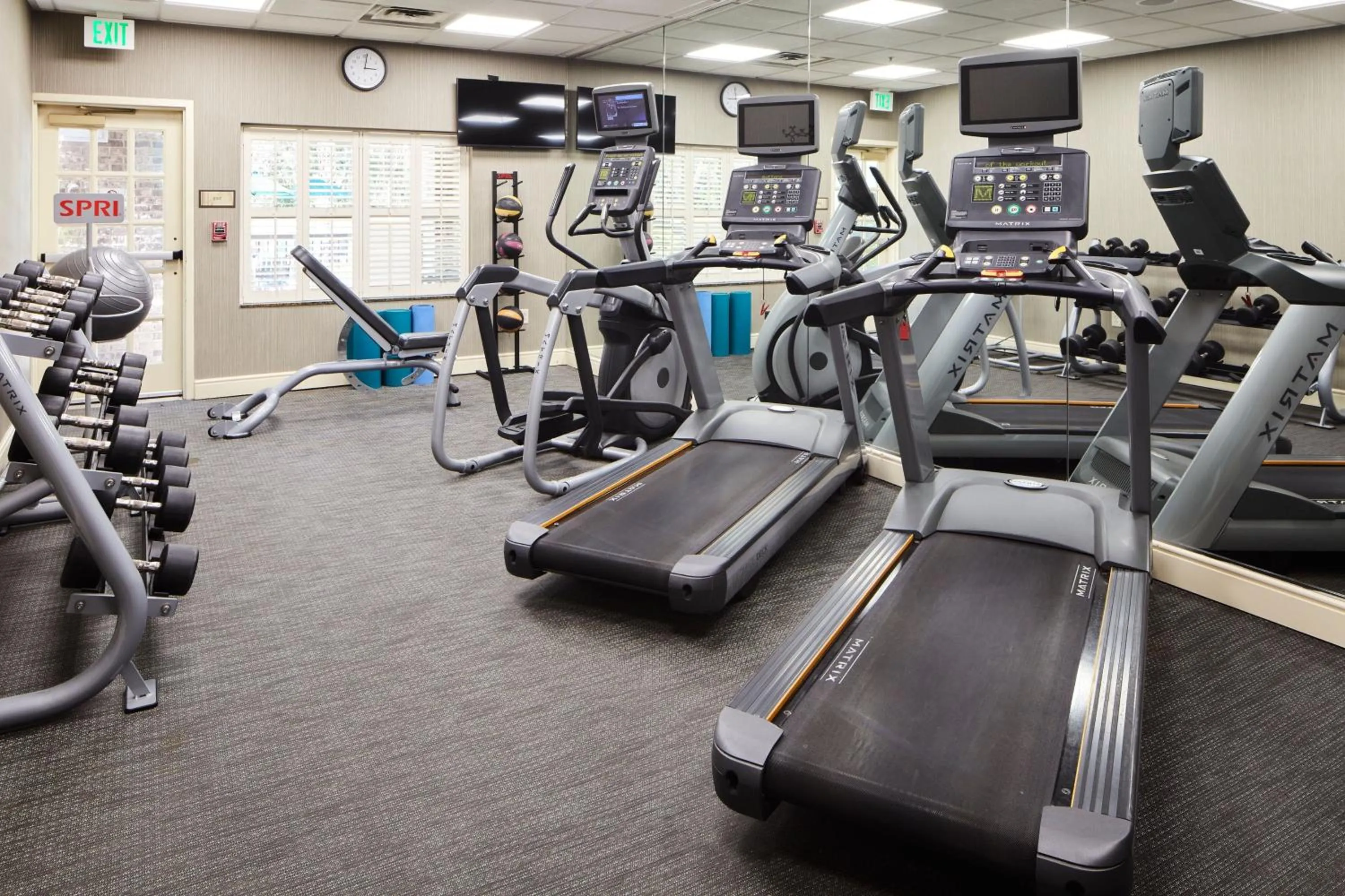 Fitness centre/facilities in Courtyard Charleston Mount Pleasant