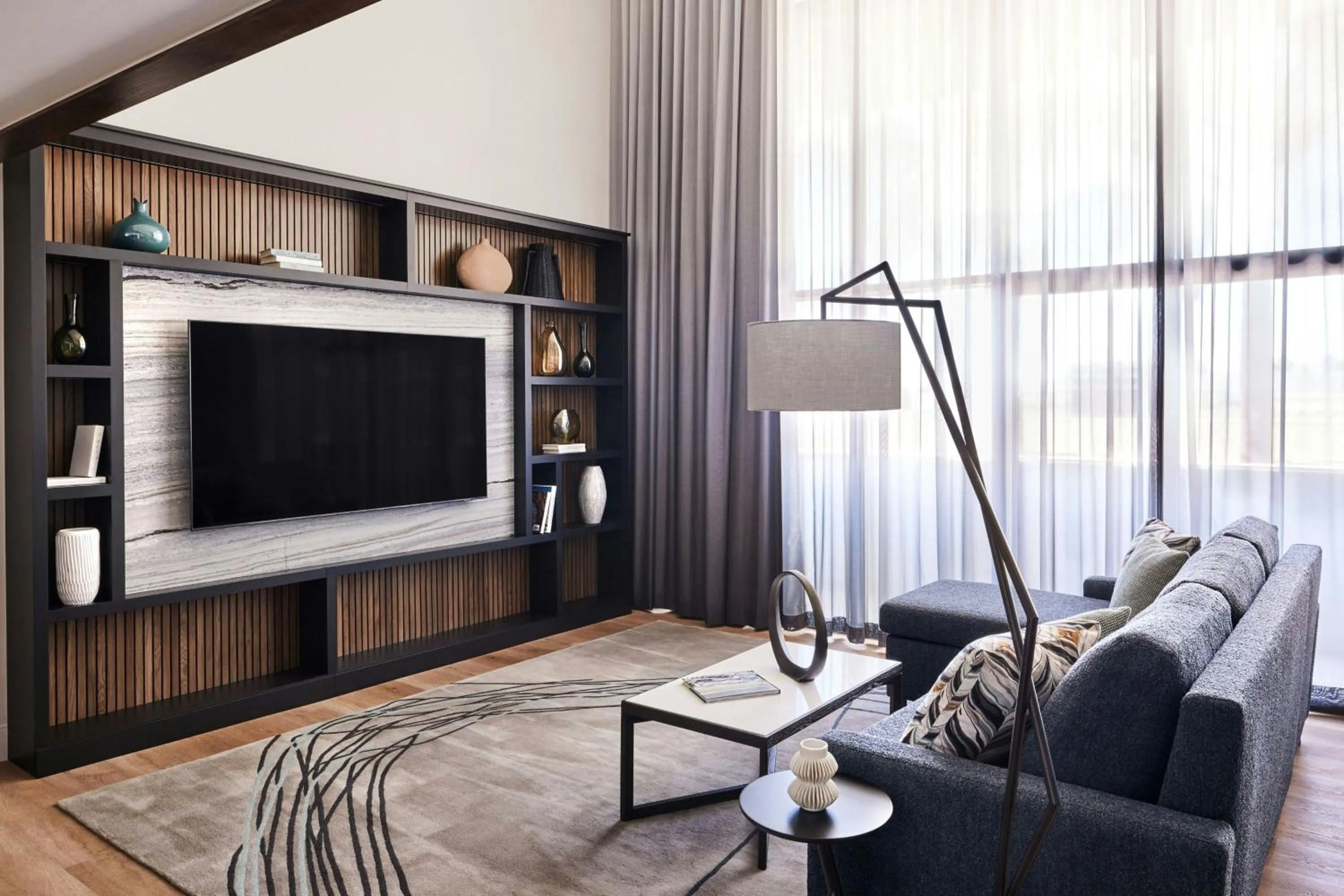 Living room in Anaheim Marriott