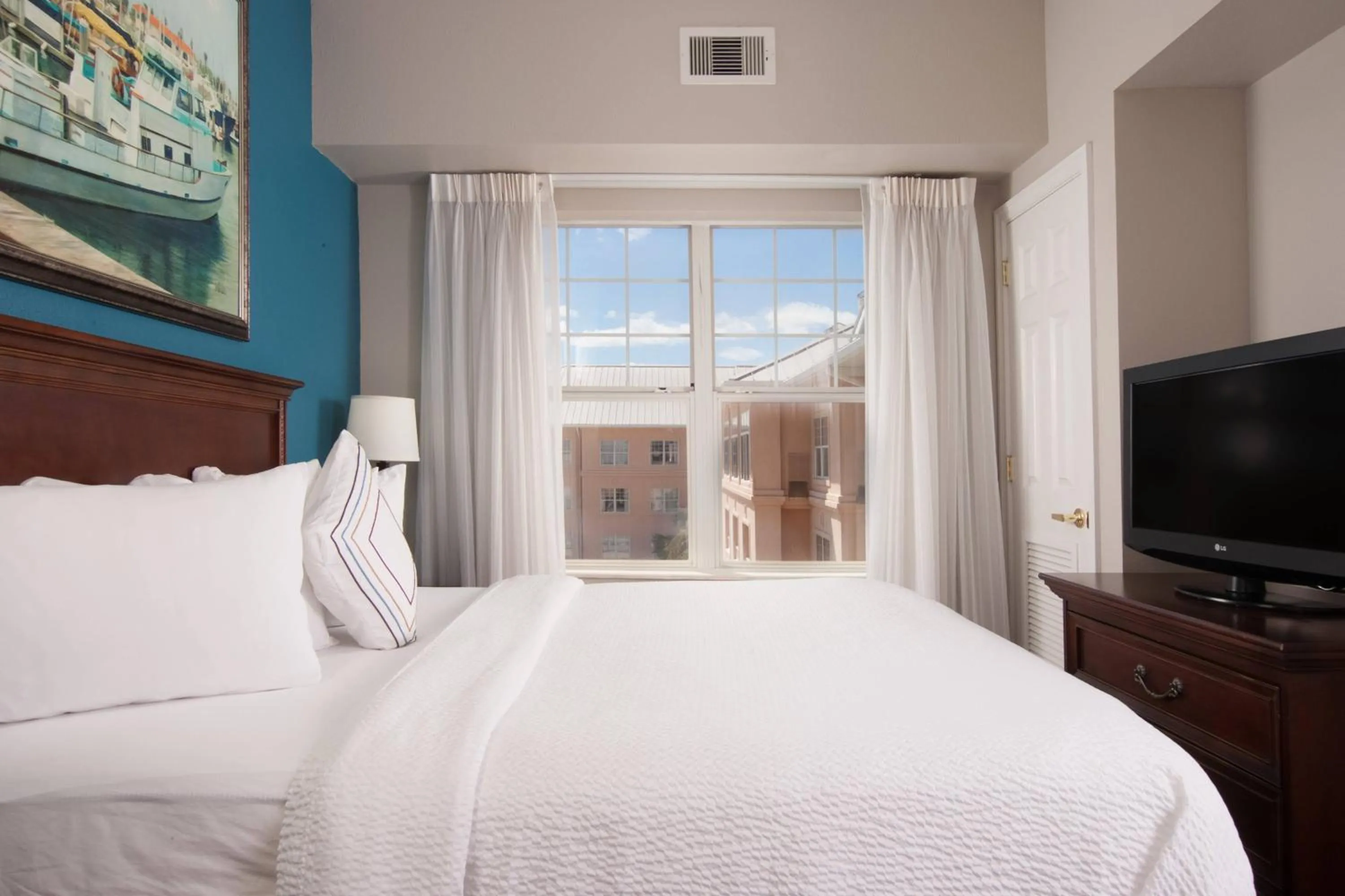 Bedroom, Bed in Residence Inn Charleston Riverview