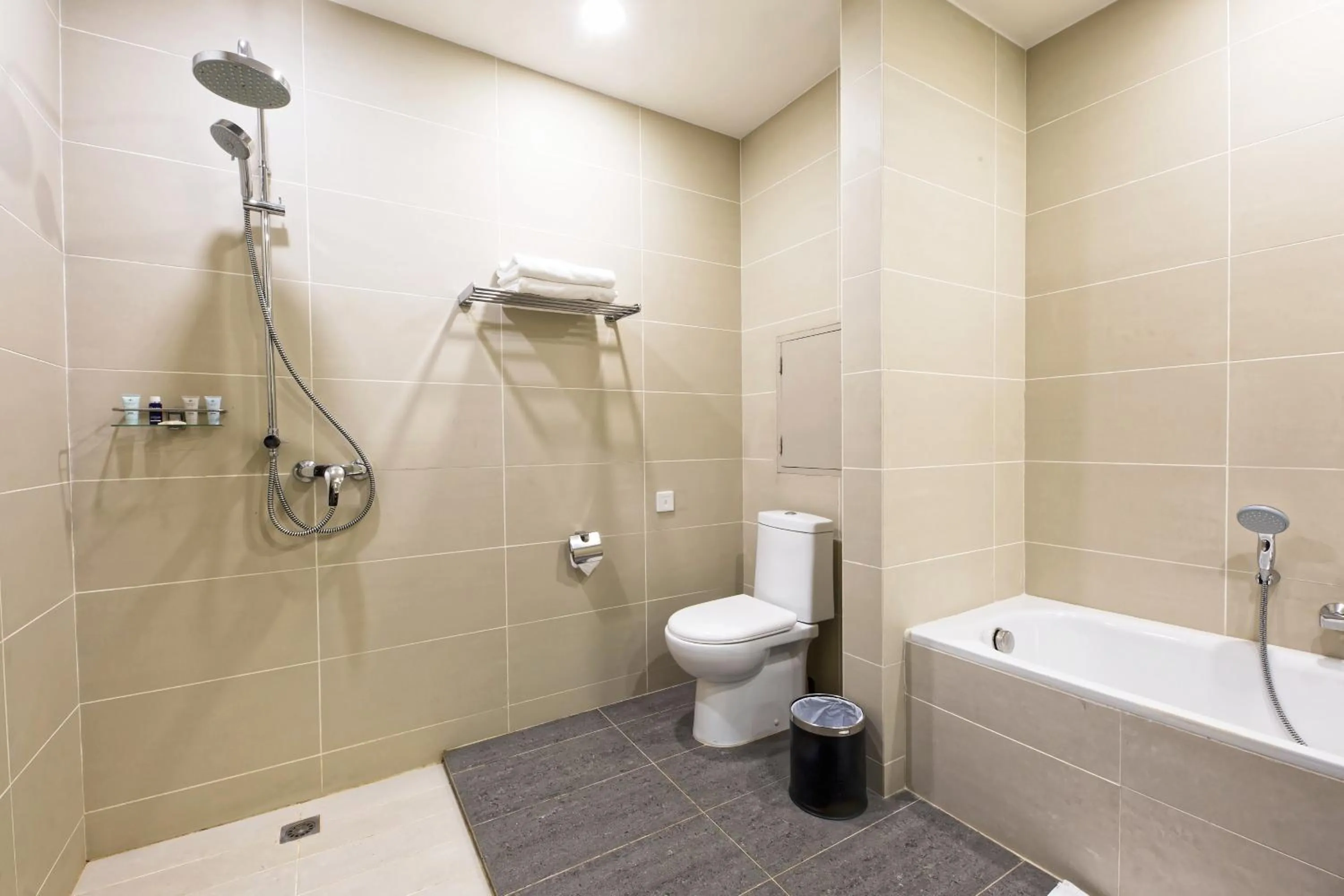 Bathroom in San Cristobal Boutique Hotel - Ivato Airport