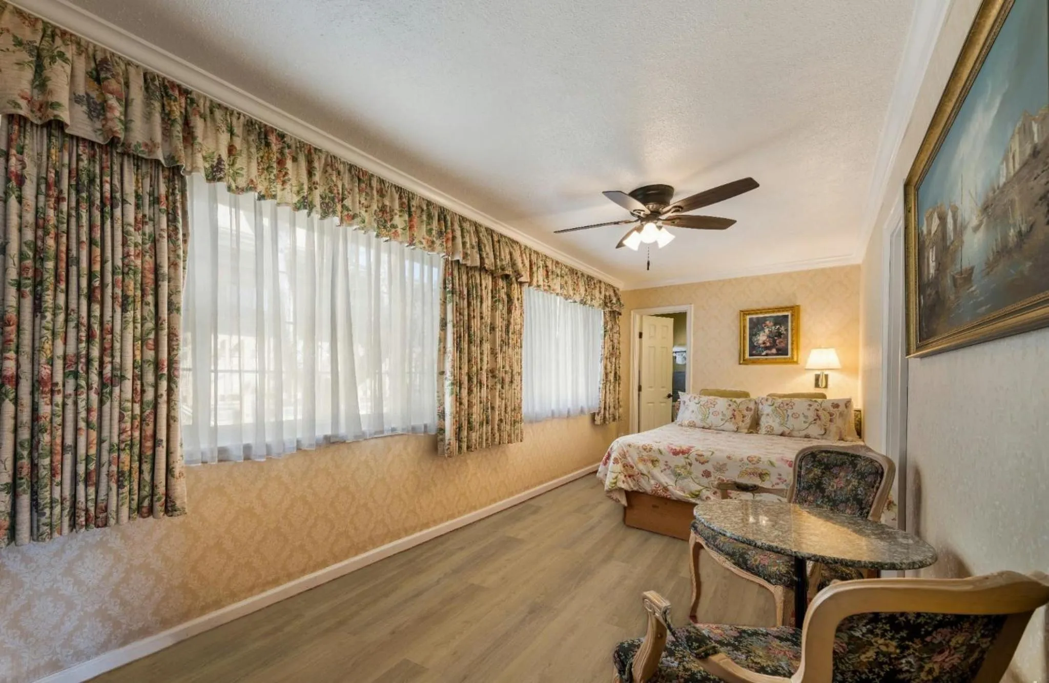 Bedroom, Bed in Carmel Inn & Suites