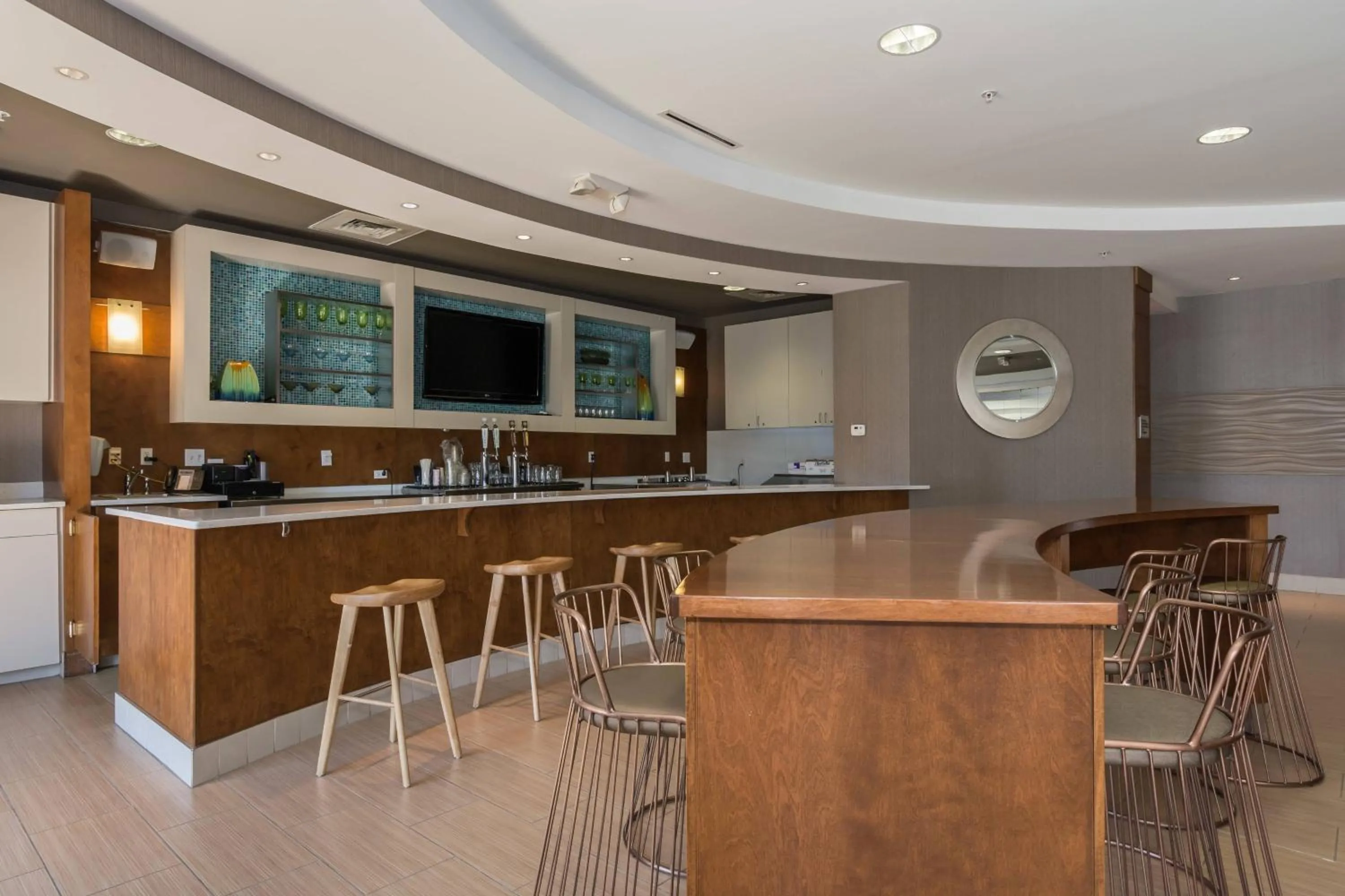 Lounge or bar in SpringHill Suites by Marriott Charlotte Ballantyne