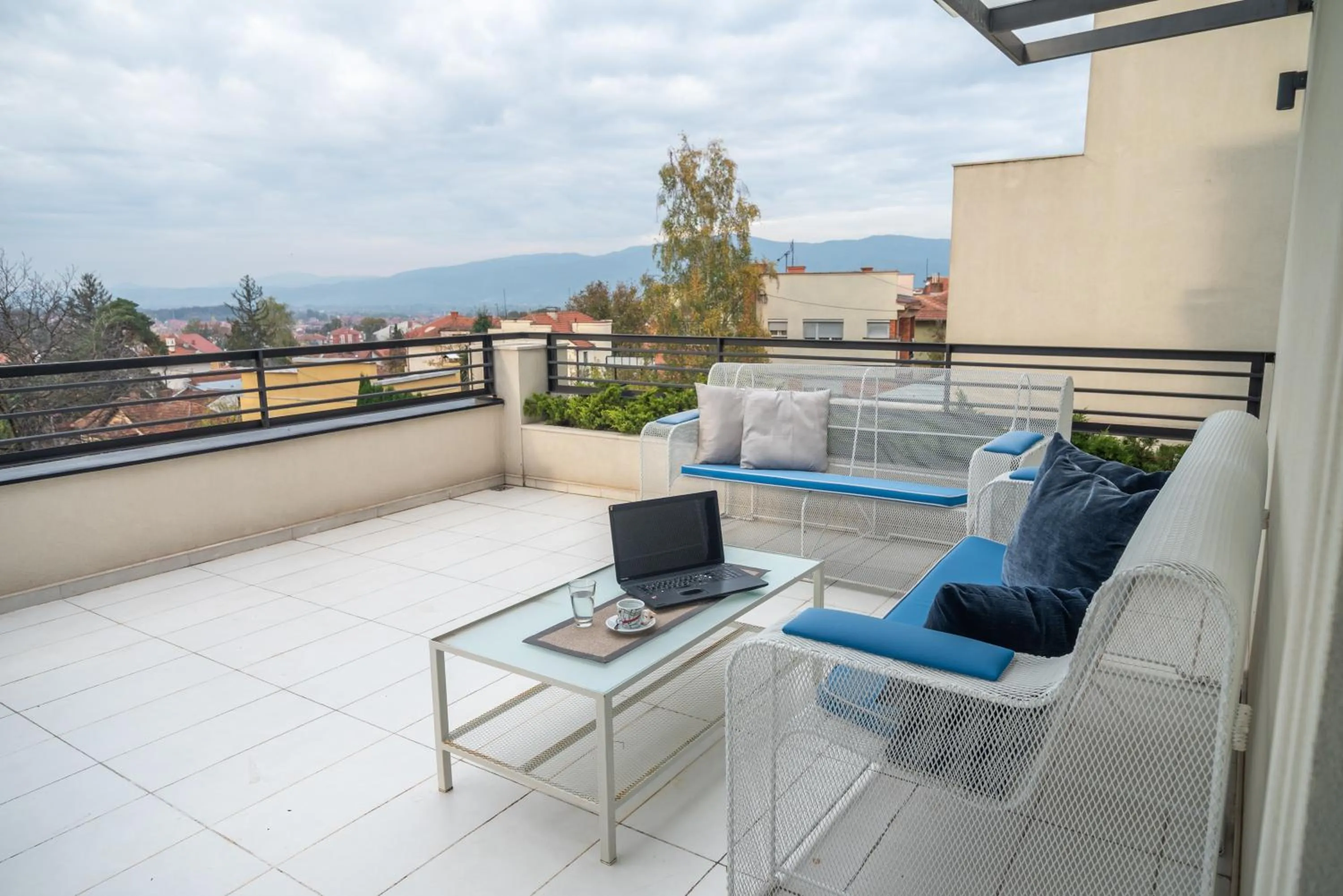 Balcony/Terrace in Vila Opera
