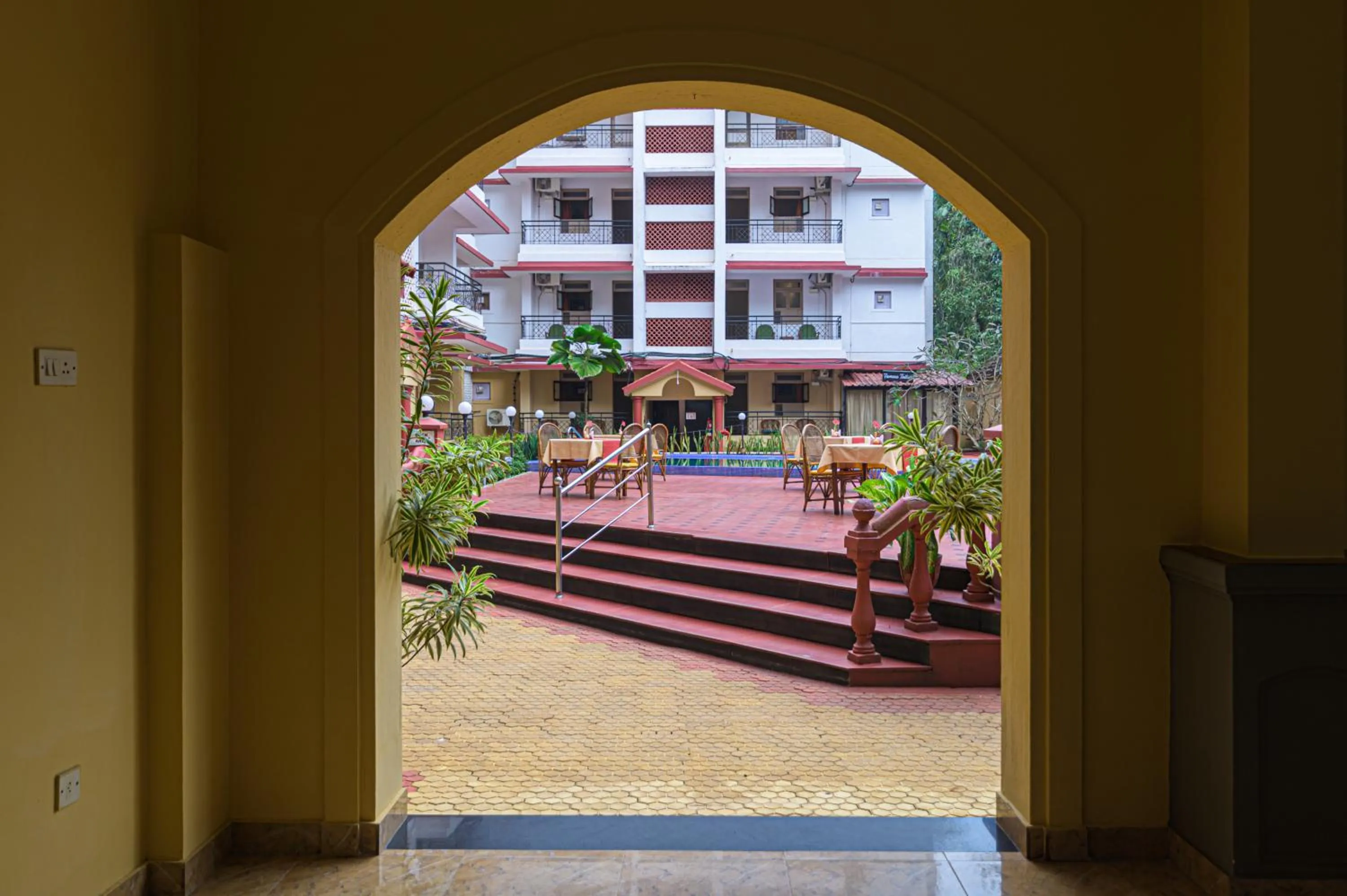 Pool view in The Horizon