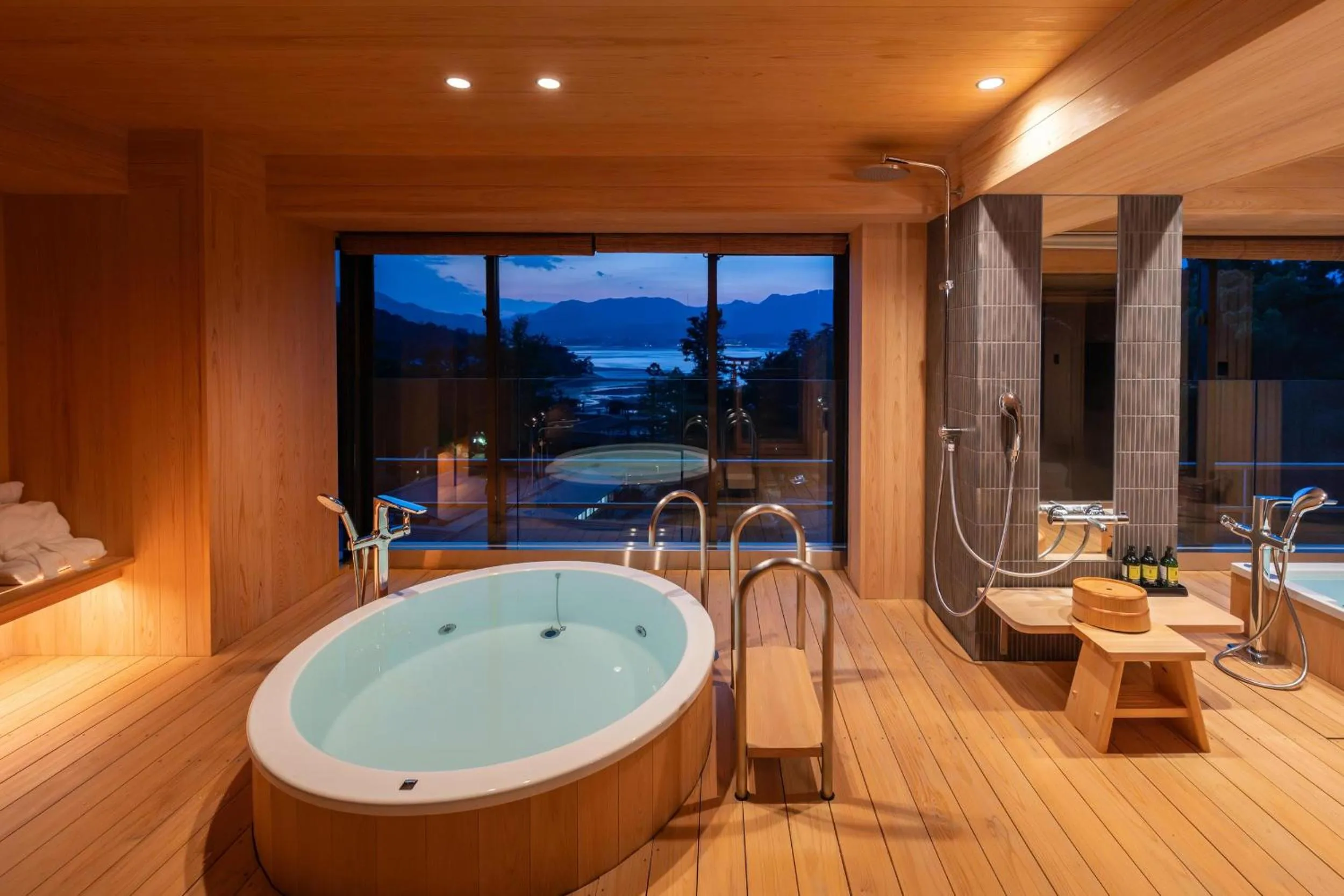 Miyajima Grand Hotel Arimoto