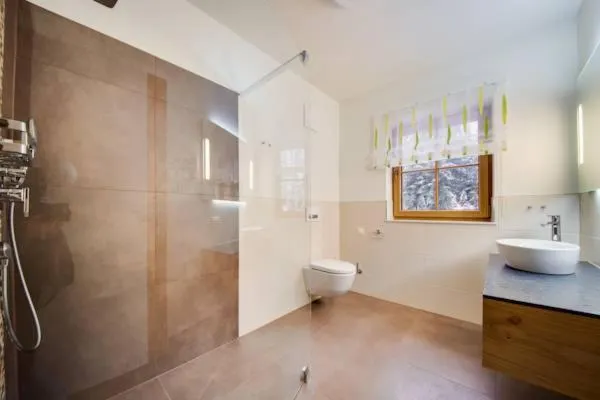 Bathroom in R&R Residenzen Aparthotel