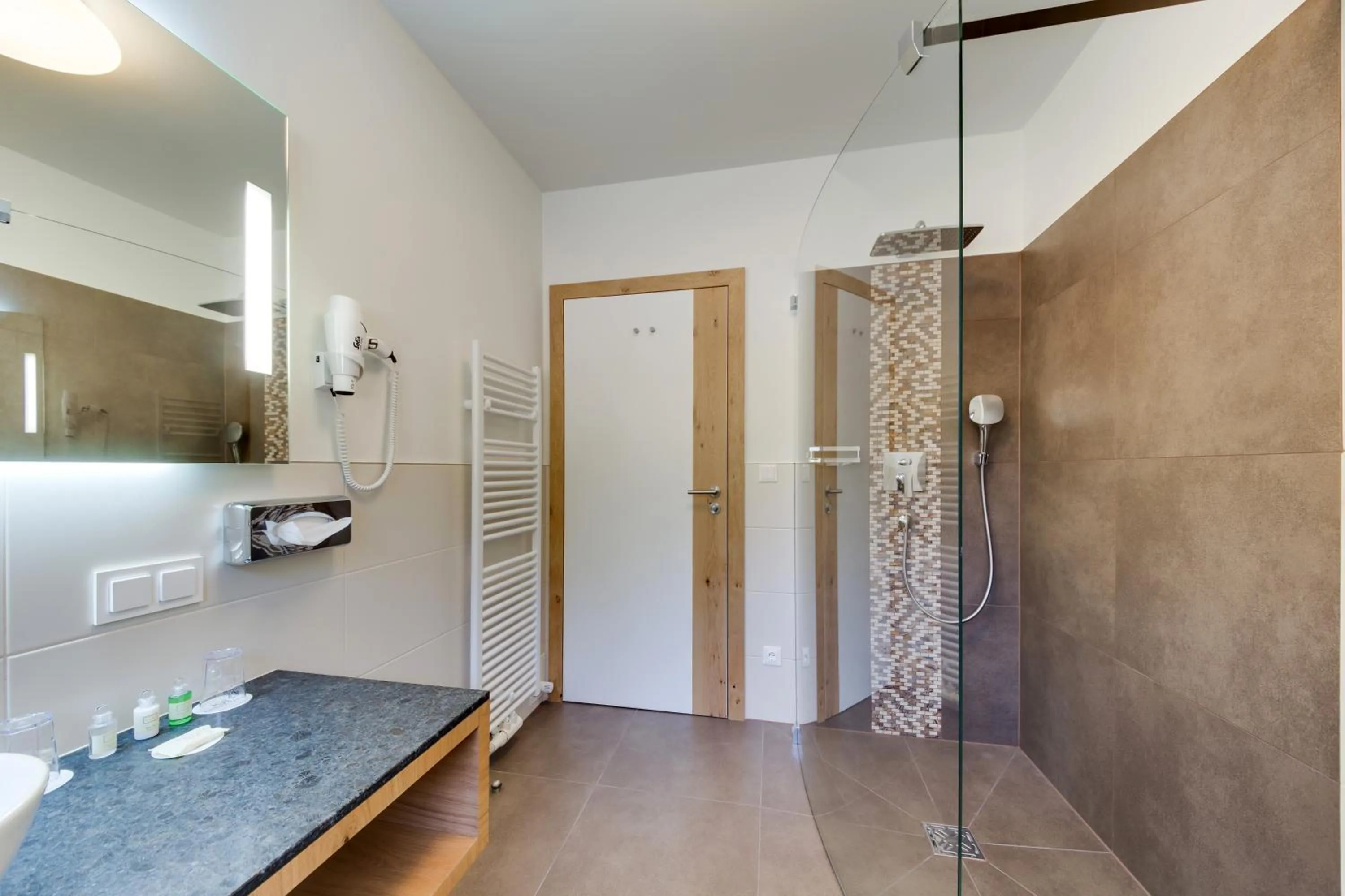 Shower in R&R Residenzen Aparthotel