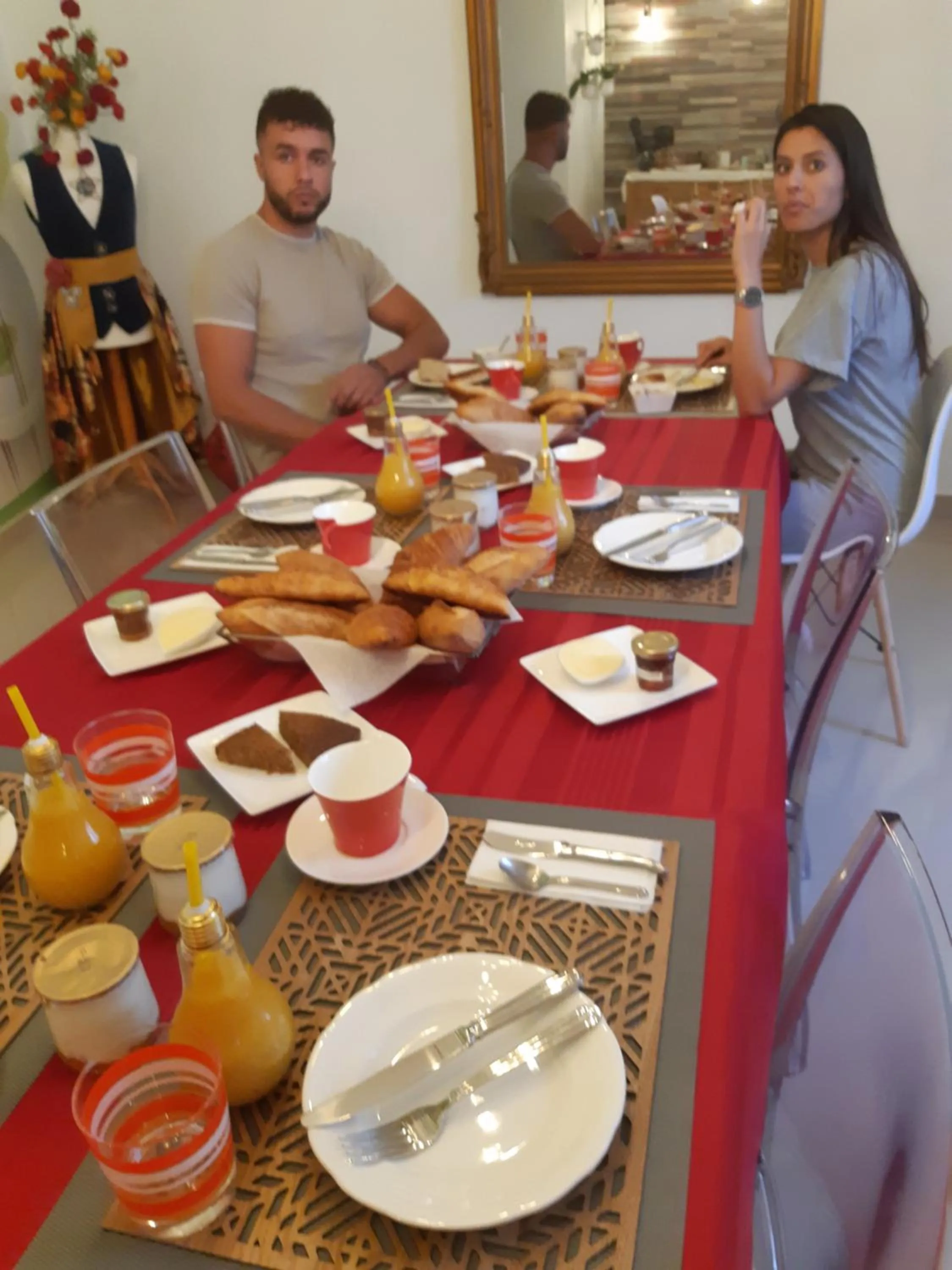 Property building in Patrick&Pierre Bed and Breakfast Nîmes