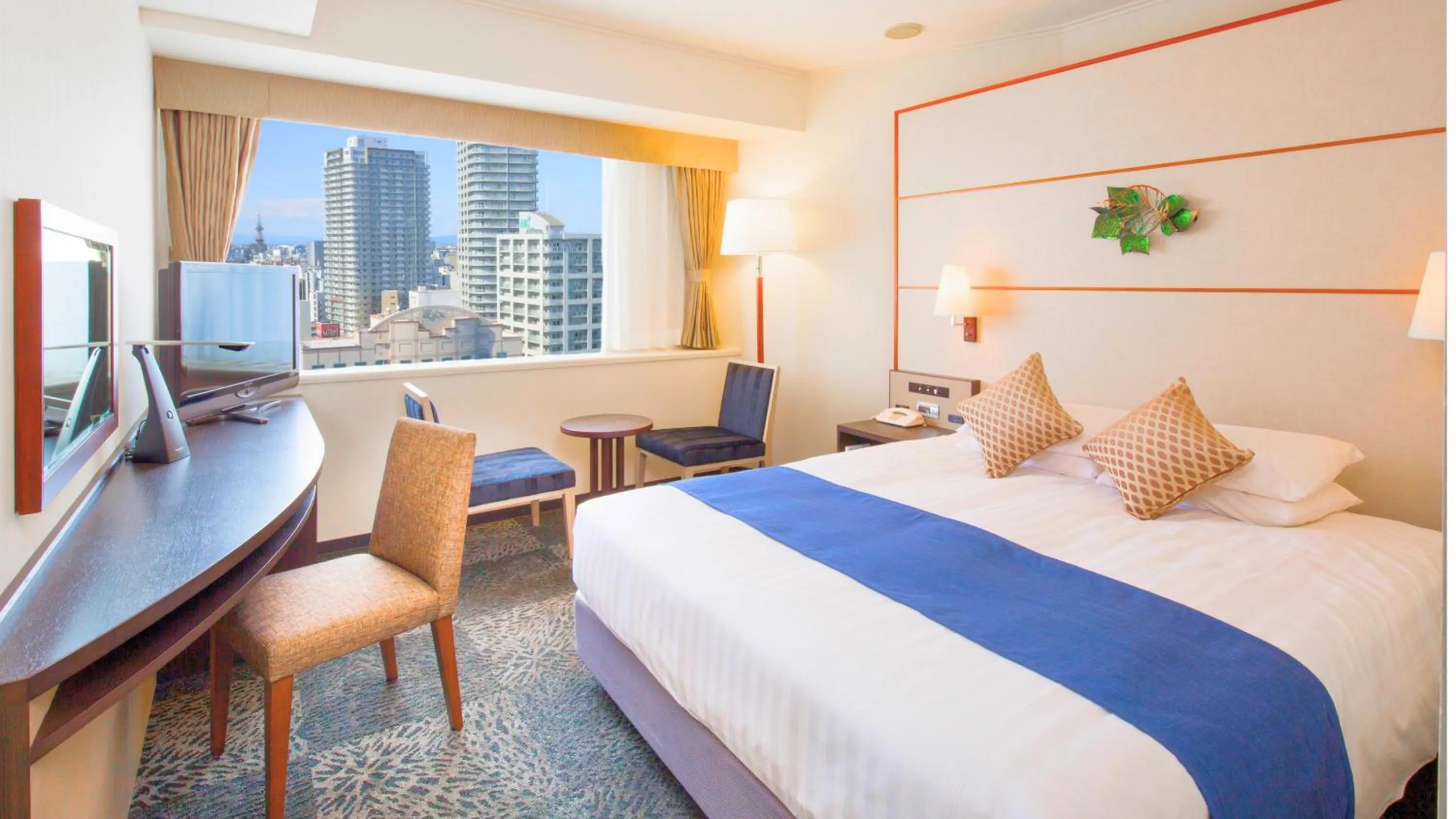 Photo of the whole room, Bed in Premier Hotel Nakajima Park Sapporo