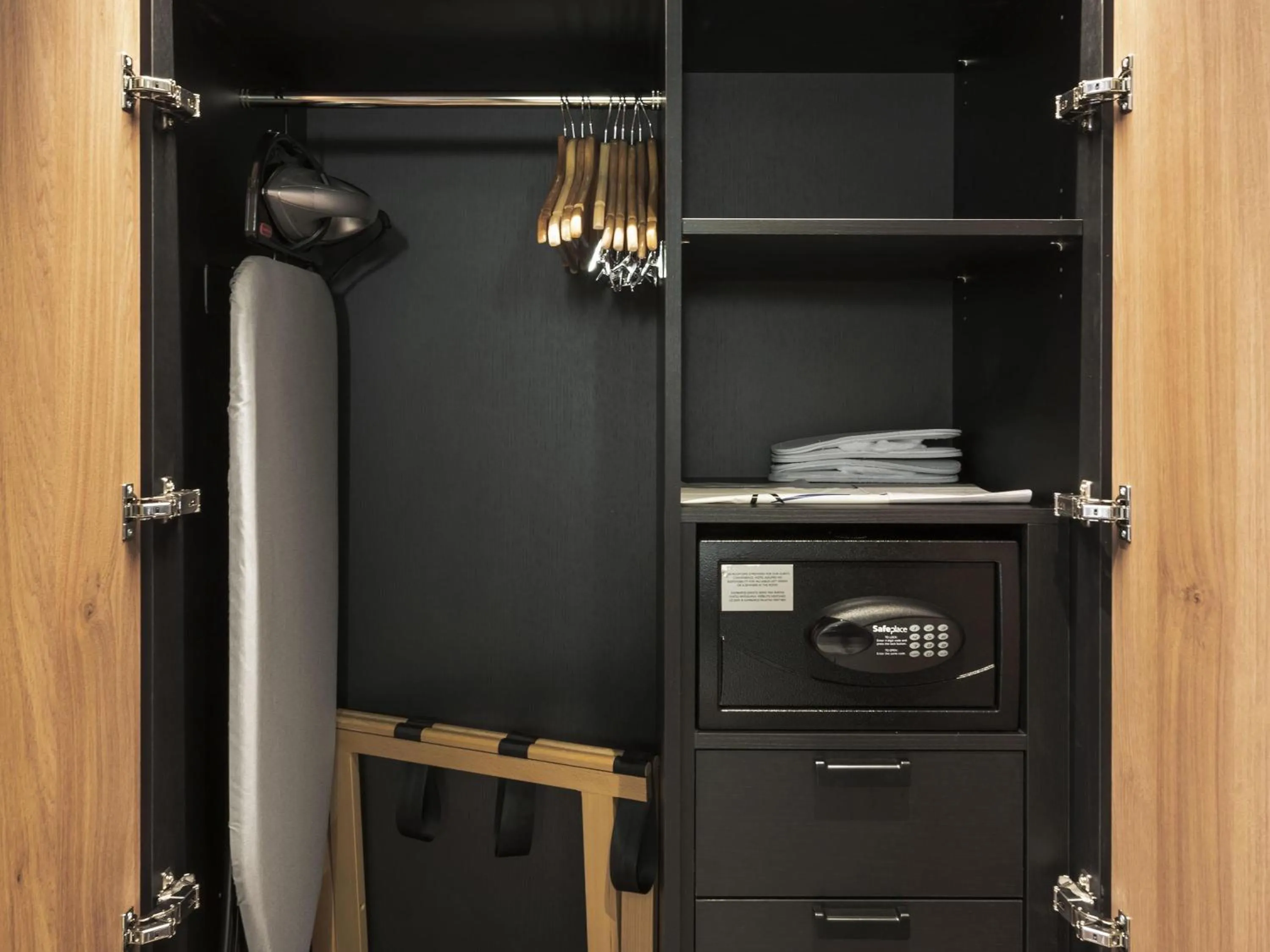 Bedroom in MERCURE KLAIPEDA CITY HOTEL, Meetings, Events, Restaurant & Bar - Accor Group, Pet Stay FREE