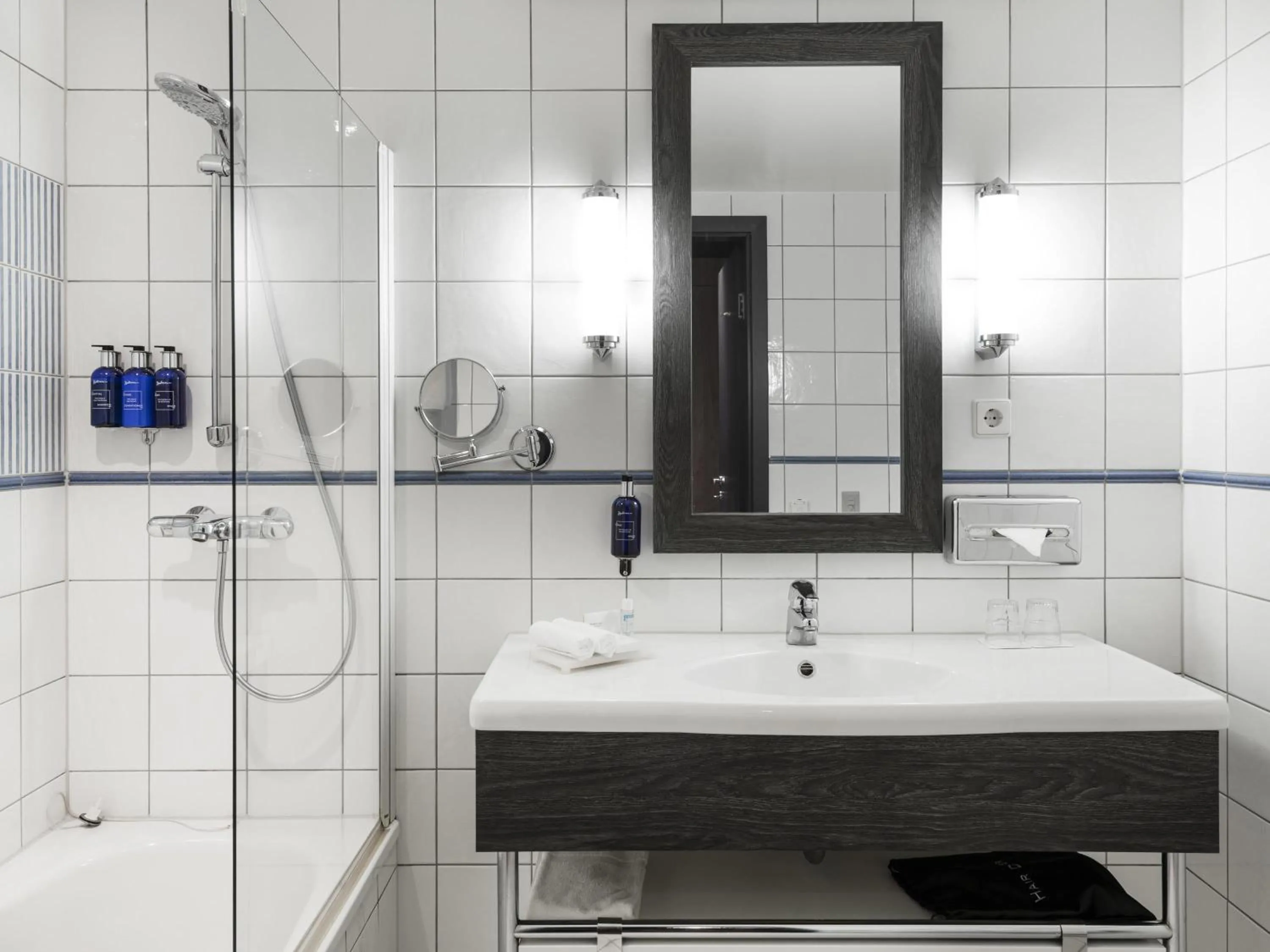 Bedroom in MERCURE KLAIPEDA CITY HOTEL, Meetings, Events, Restaurant & Bar - Accor Group, Pet Stay FREE