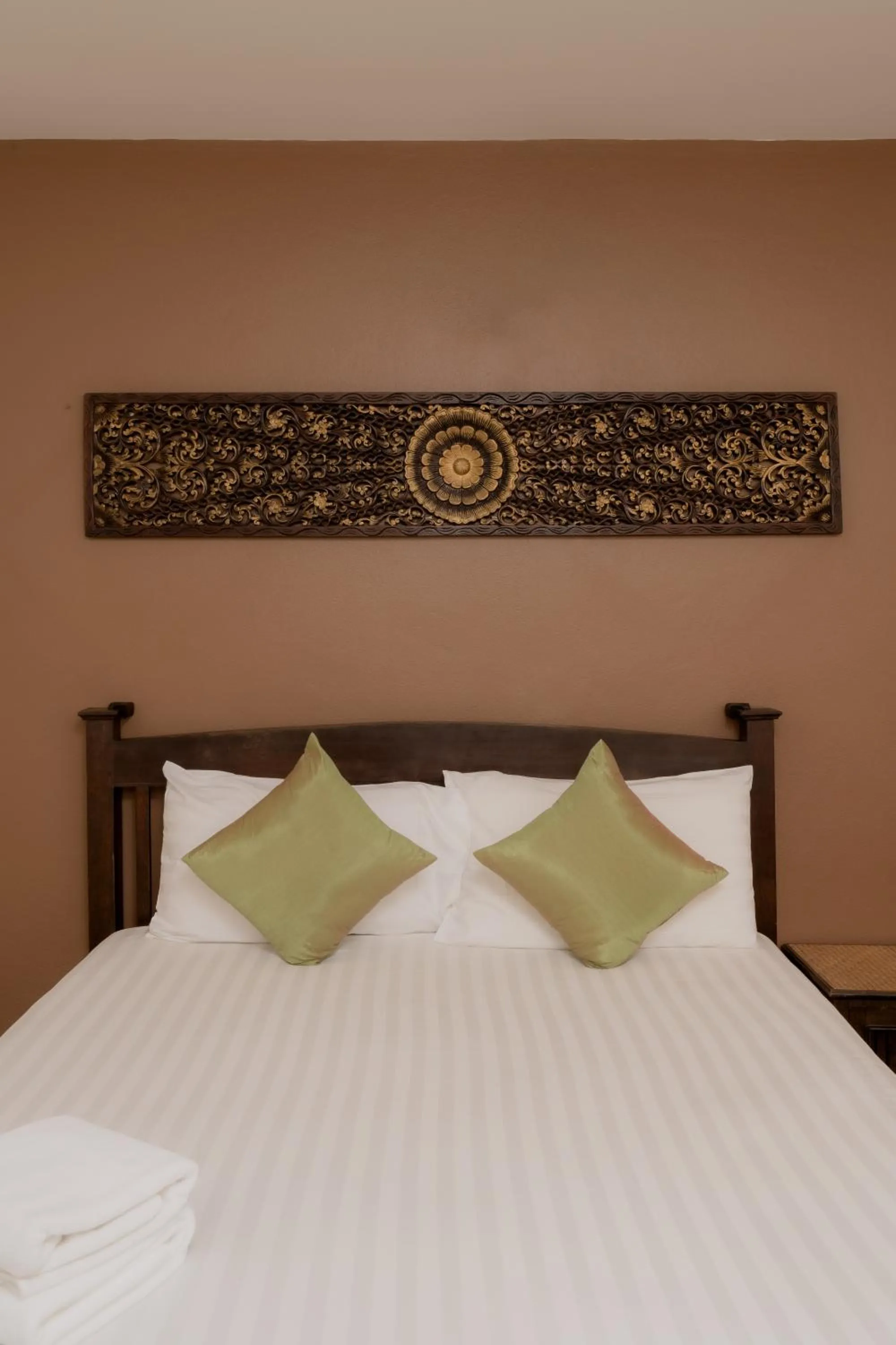 Bed in CM Night Bazaar Boutique Hotel - โรงแรม ซี เอ็ม ไนท์บาซาร์ บูทีค